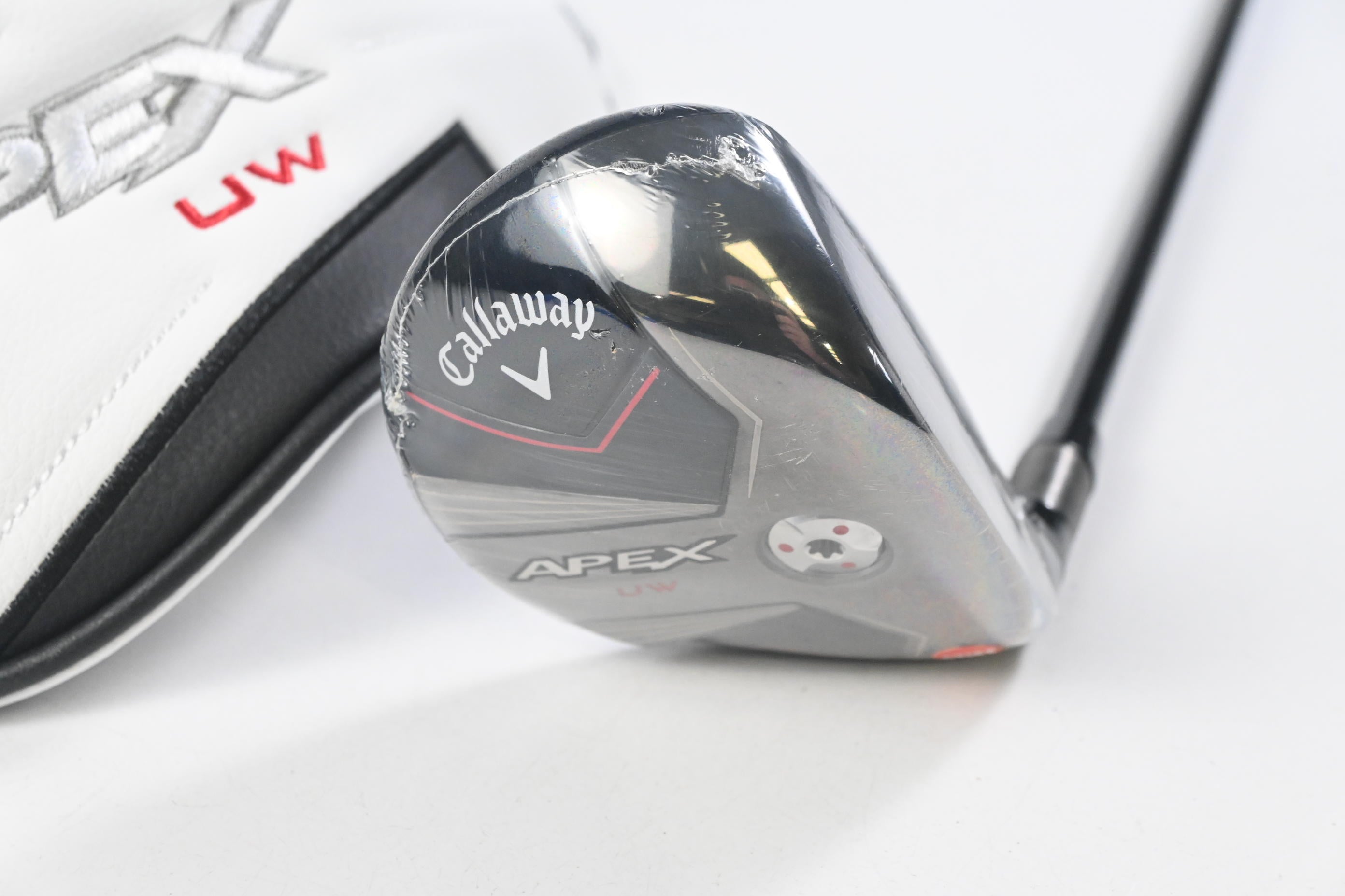 Callaway Apex UW 24 #2 Hybrid / 17 Degree / Stiff Flex MMT Black 70 Shaft
