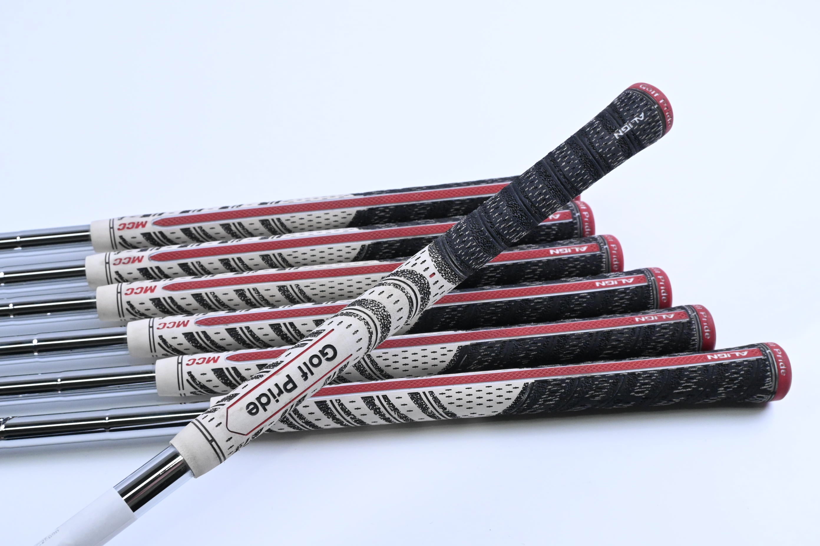 Taylormade P790 2025 Irons / 5-PW+AW / Regular Flex Elevate MPH 95 Shafts