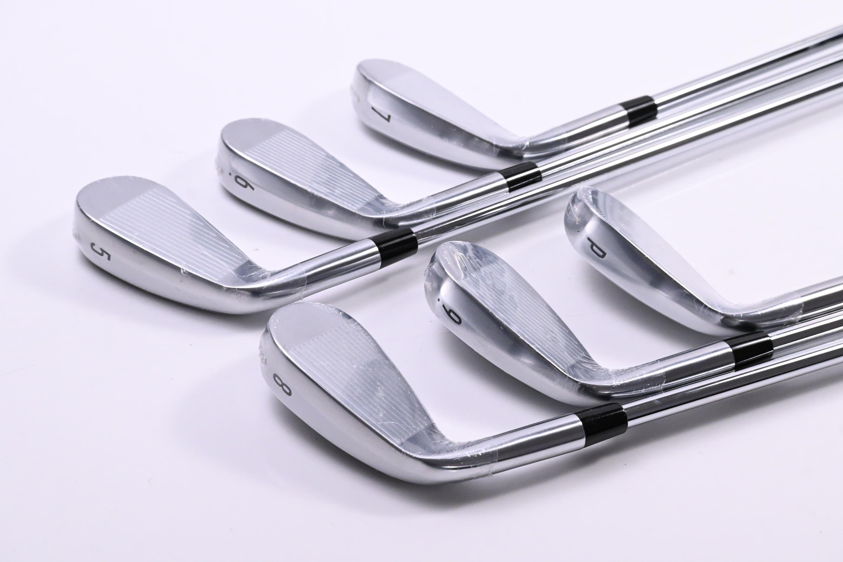 Callaway Quantum Max Irons / 5-PW / Regular Flex KBS MAX 90 Shafts