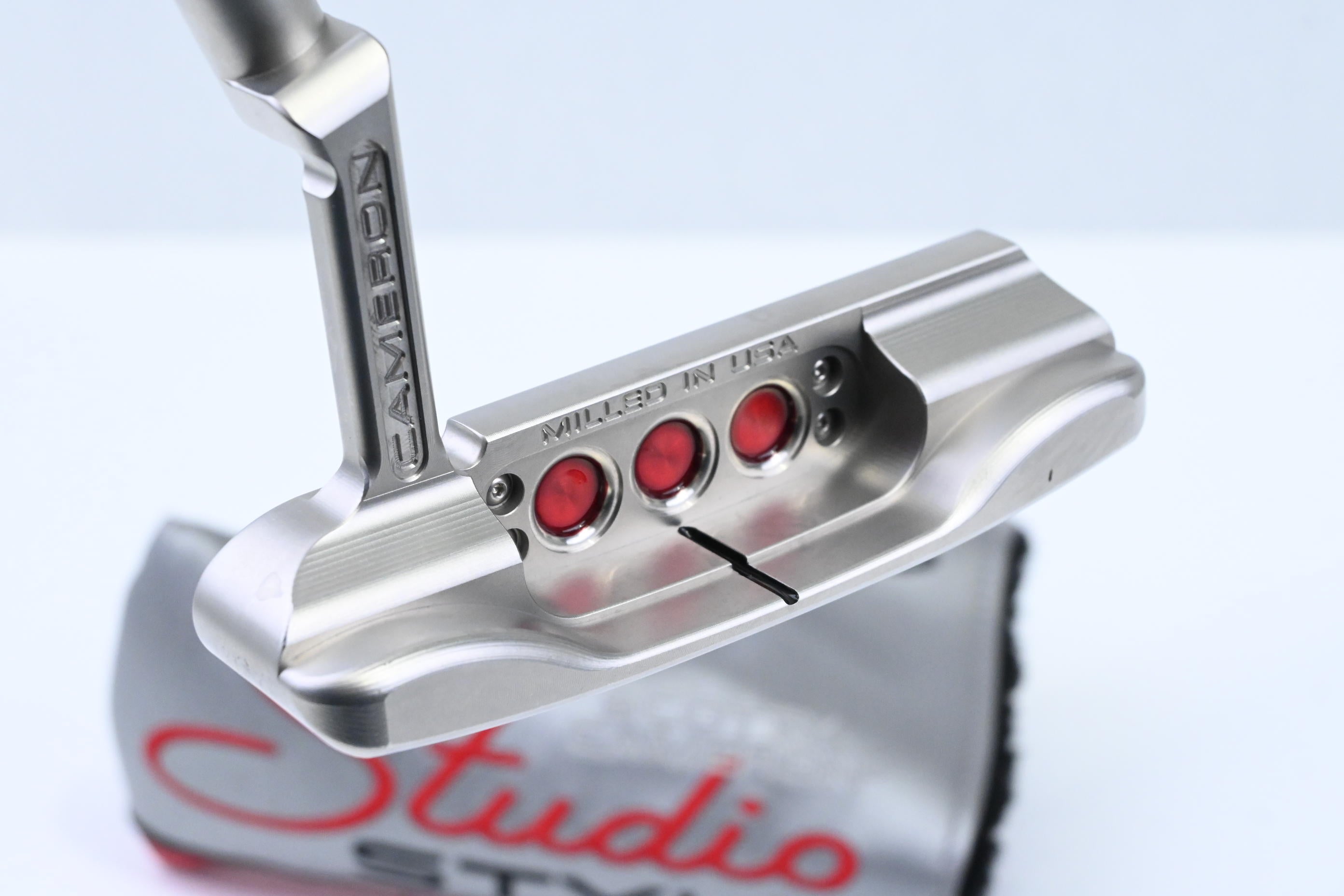 Scotty Cameron 2025 Studio Style Newport Putter / 34 Inch