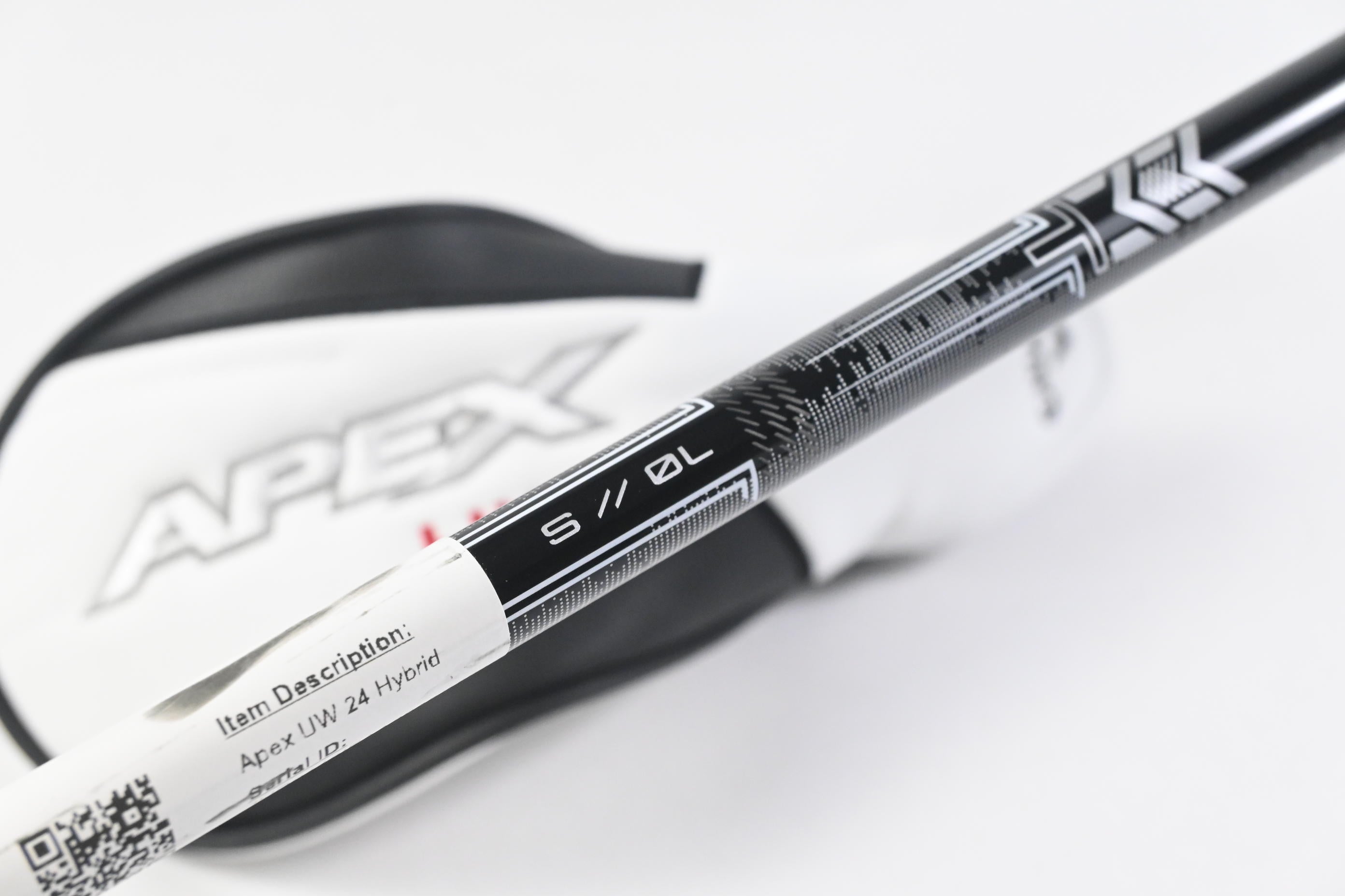 Callaway Apex UW 24 #2 Hybrid / 17 Degree / Stiff Flex MMT Black 70 Shaft