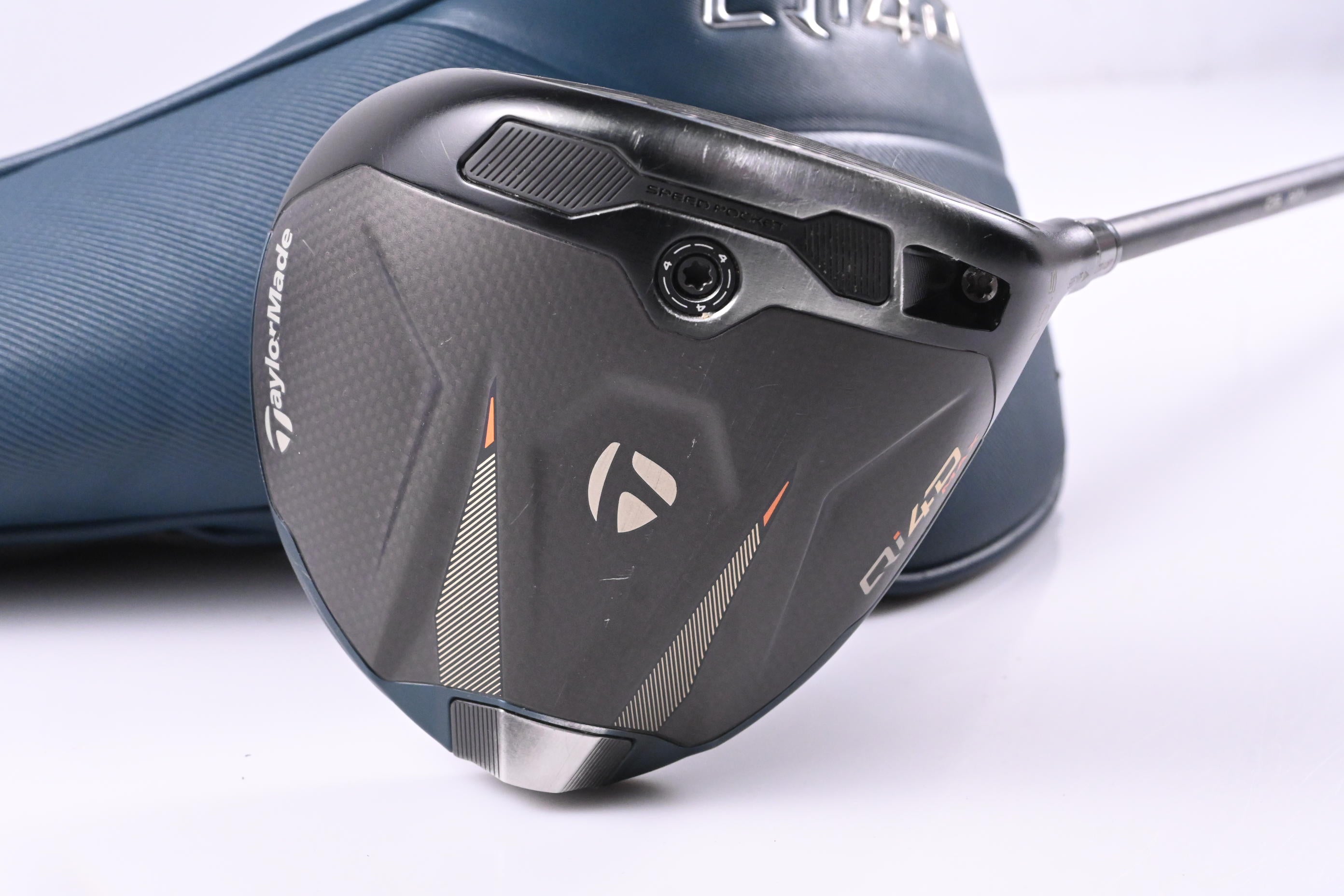 Taylormade Qi4D Max Driver / 10.5 Degree / Regular Flex REAX Blue 50 Shaft