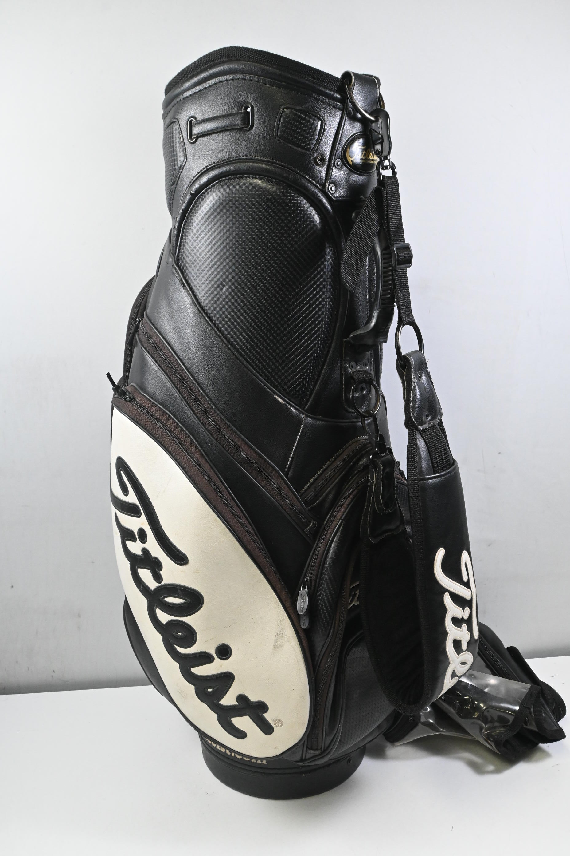 Titleist Tour Bag / 6-Way Divider / Black & White