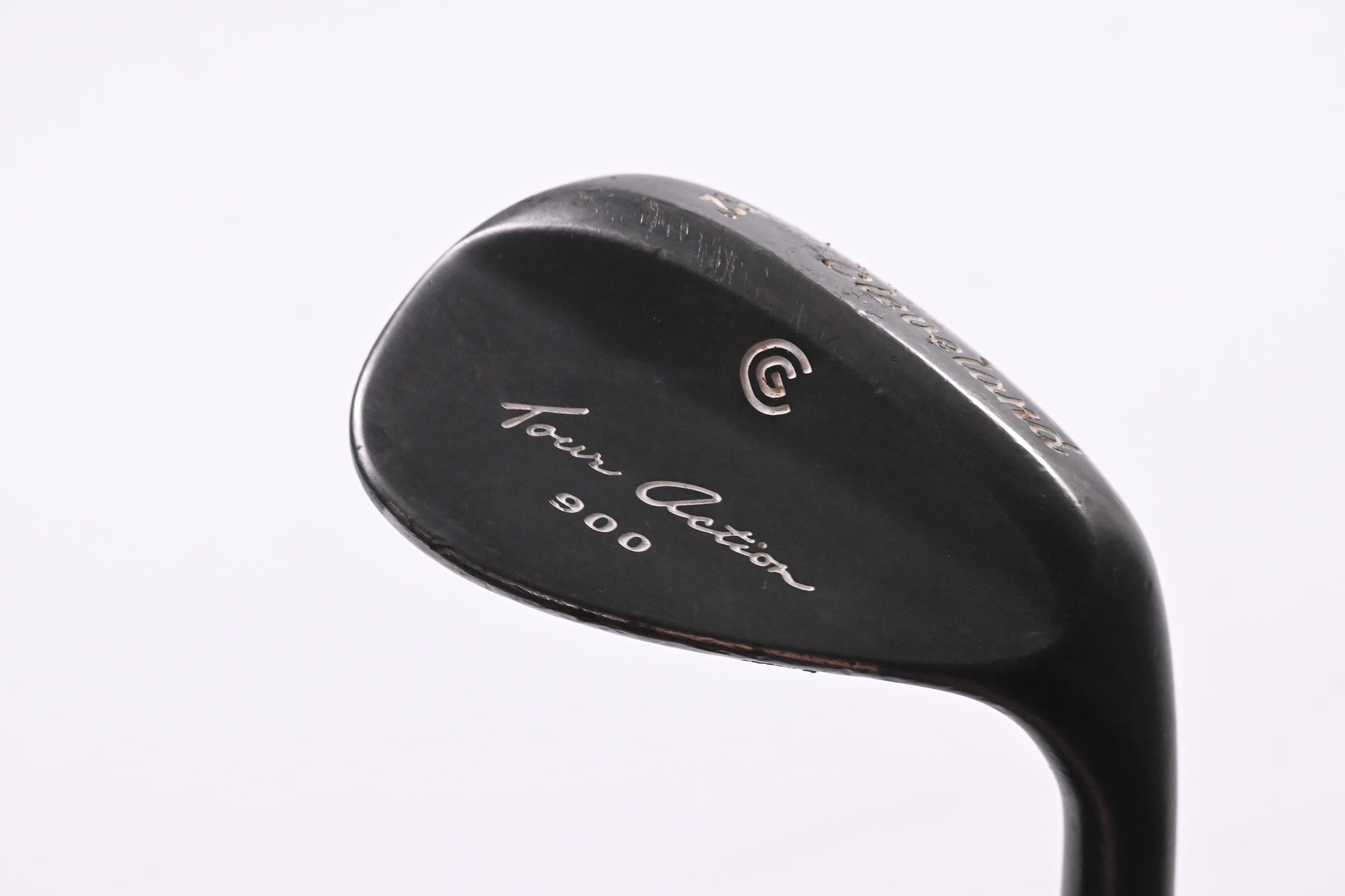 Cleveland Tour Action 900 Gap Wedge / 52 Degree / Stiff Flex Dynamic Gold Shaft