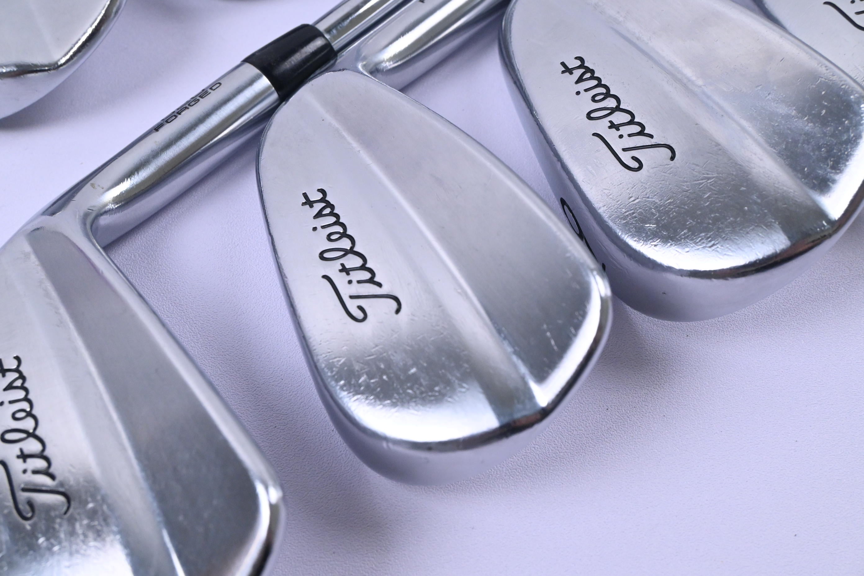 Titleist MB 620 Irons / 4-PW / Stiff Flex Project X Rifle Shafts