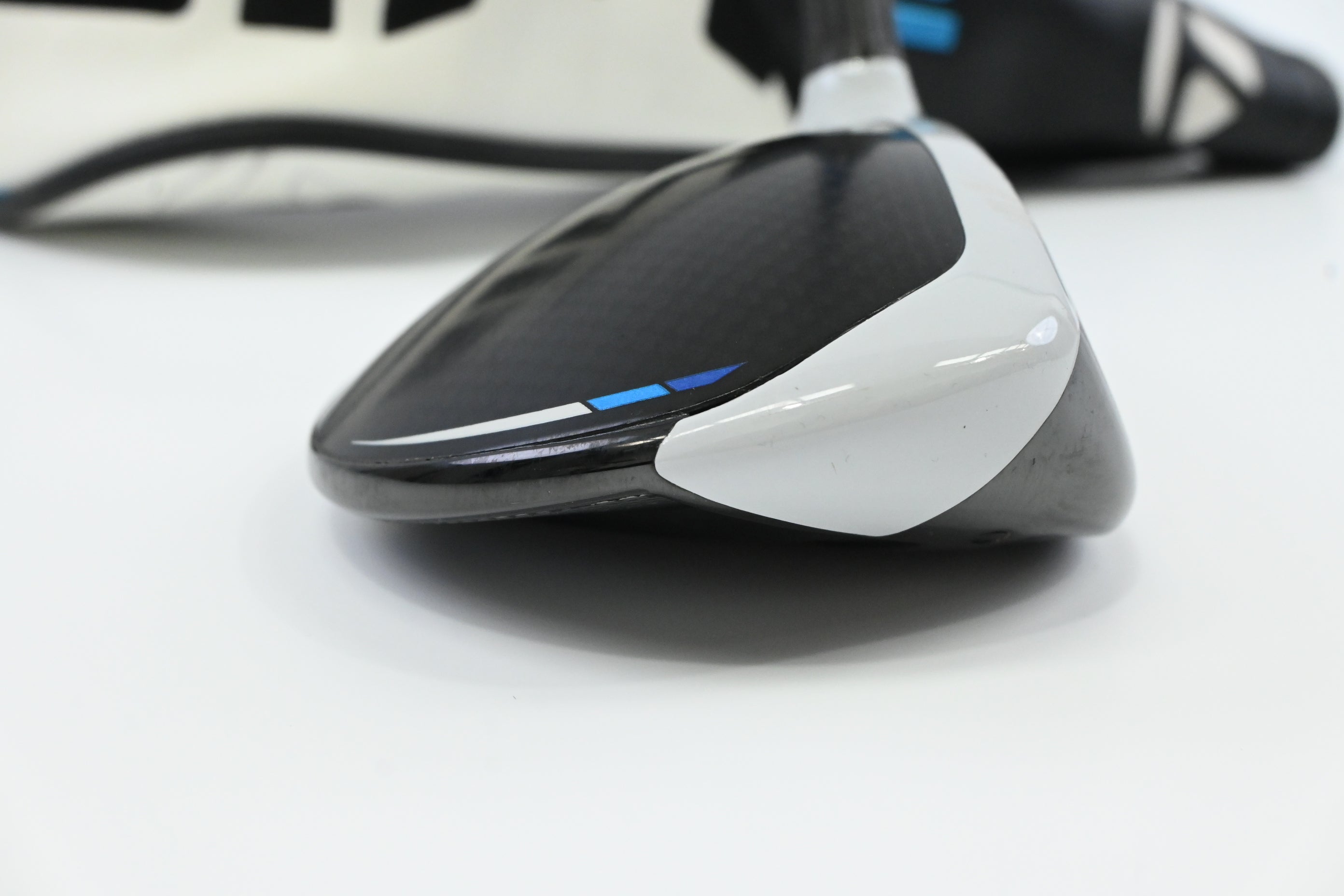 Taylormade SIM2 Max #5 Wood / 18 Degree / Stiff Flex Fujikura Ventus Blue 6
