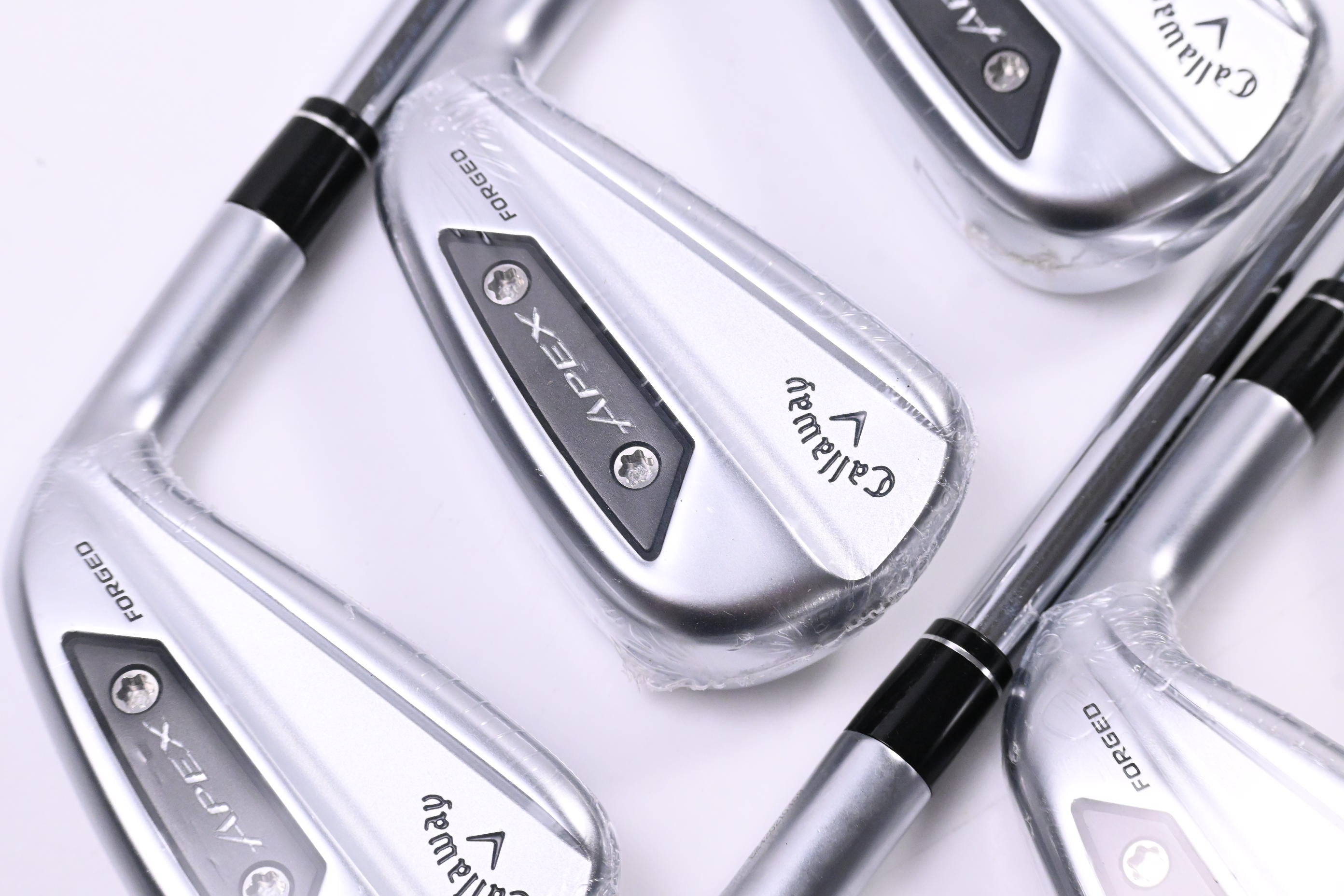 Callaway Apex Ai200 Irons / 5-PW / Regular Flex Dynamic Gold Mid 100 R300 Shaft
