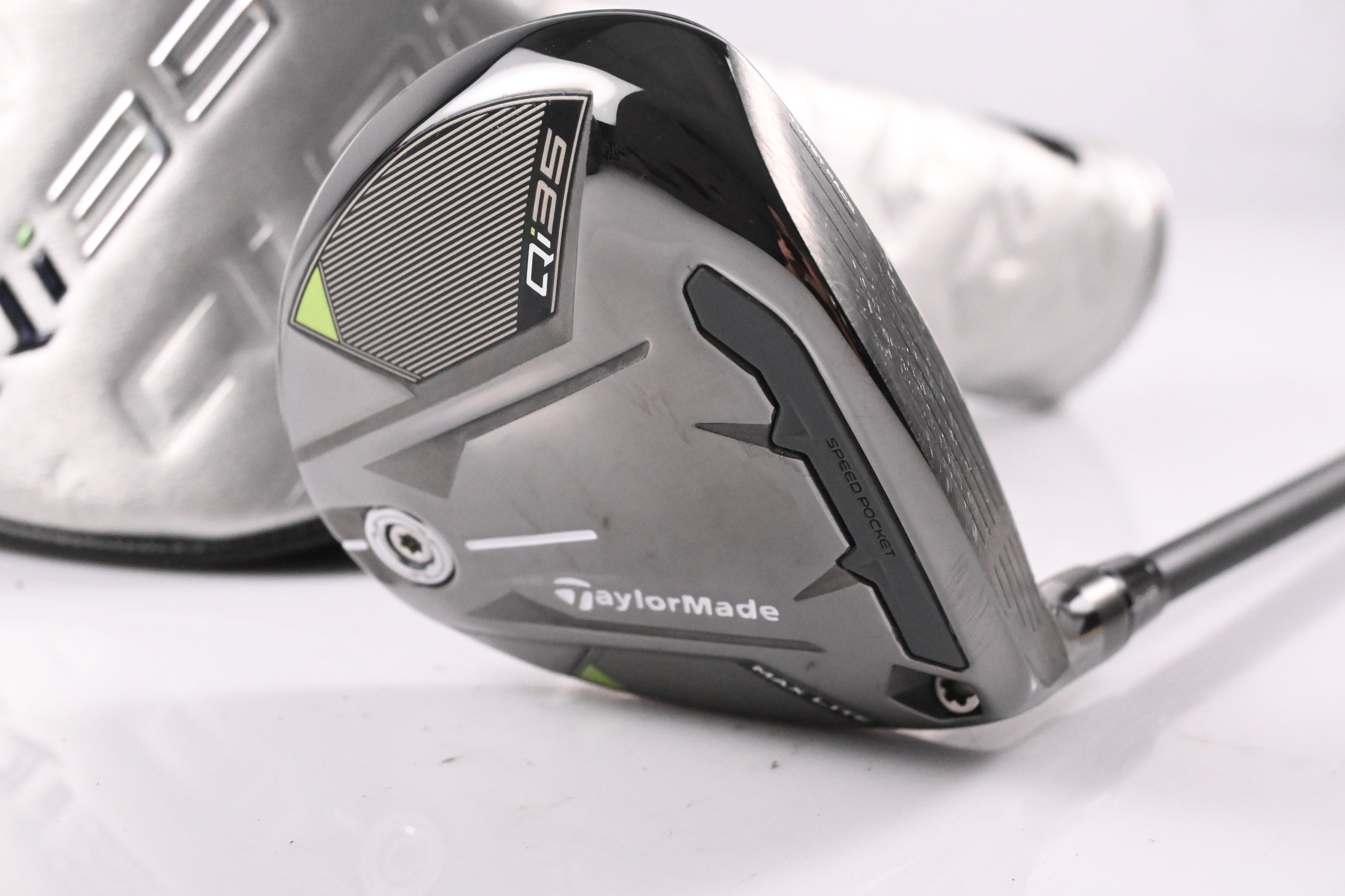 Taylormade Qi35 Max Lite #5 Wood / 18.5 Degree / Senior Flex Mitsubishi Vanquish