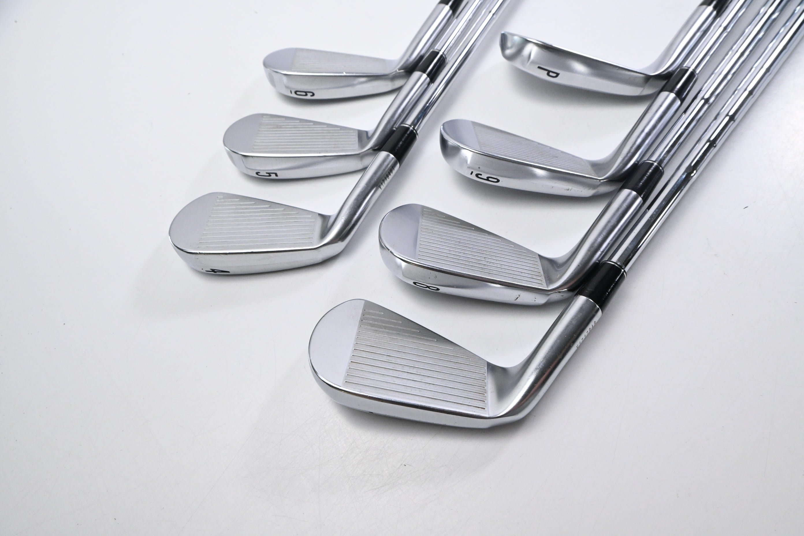 Srixon ZXi7 Irons / 4-PW / X Flex N.S.Pro Modus3 Tour 130 Shafts