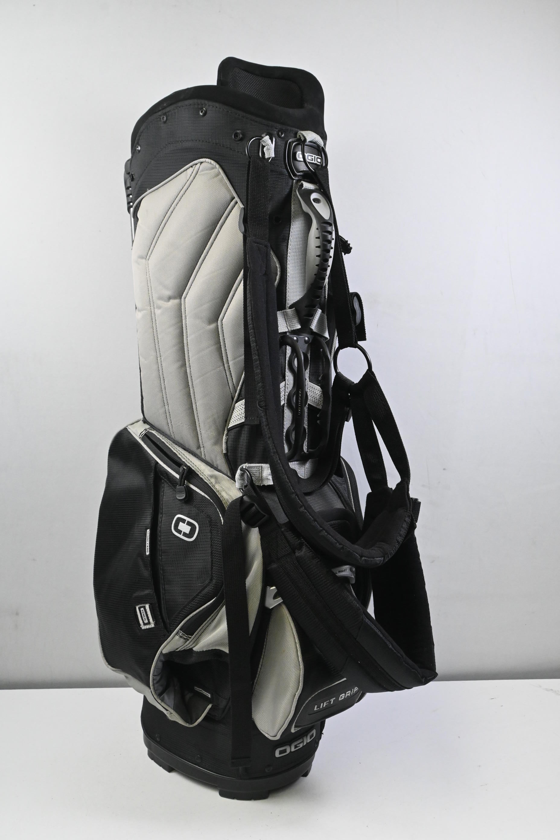 Ogio GRDM Stand Bag / 8-Way Divider / Black & Silver