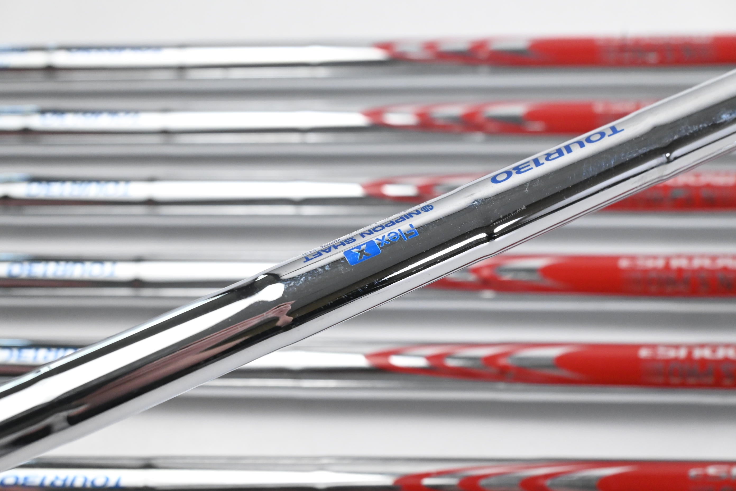 Srixon ZXi7 Irons / 4-PW / X Flex N.S.Pro Modus3 Tour 130 Shafts