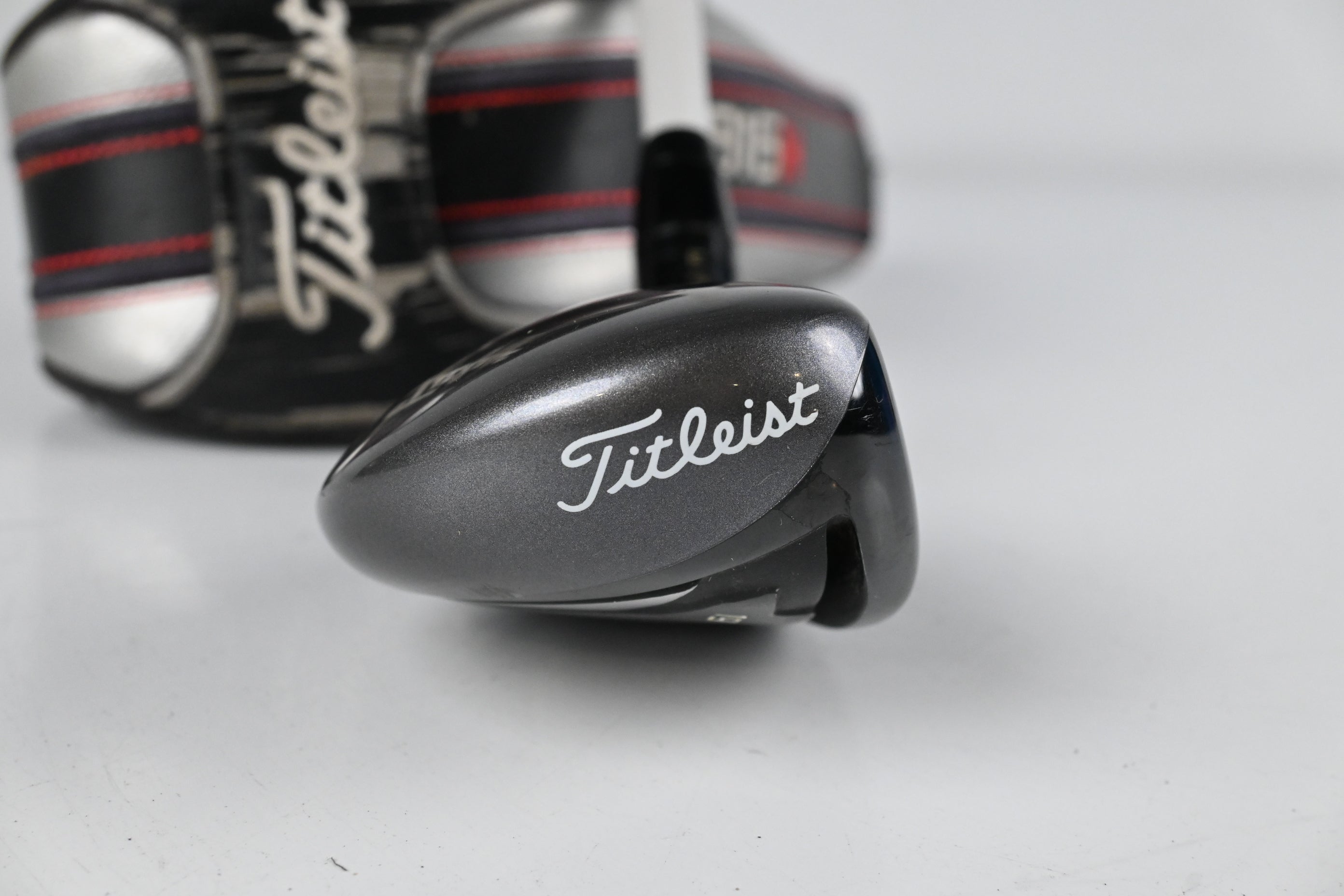 Titleist 816 H2 #3 Hybrid / 19 Degree / Stiff Flex Aldila Rogue Silver 110 MSI