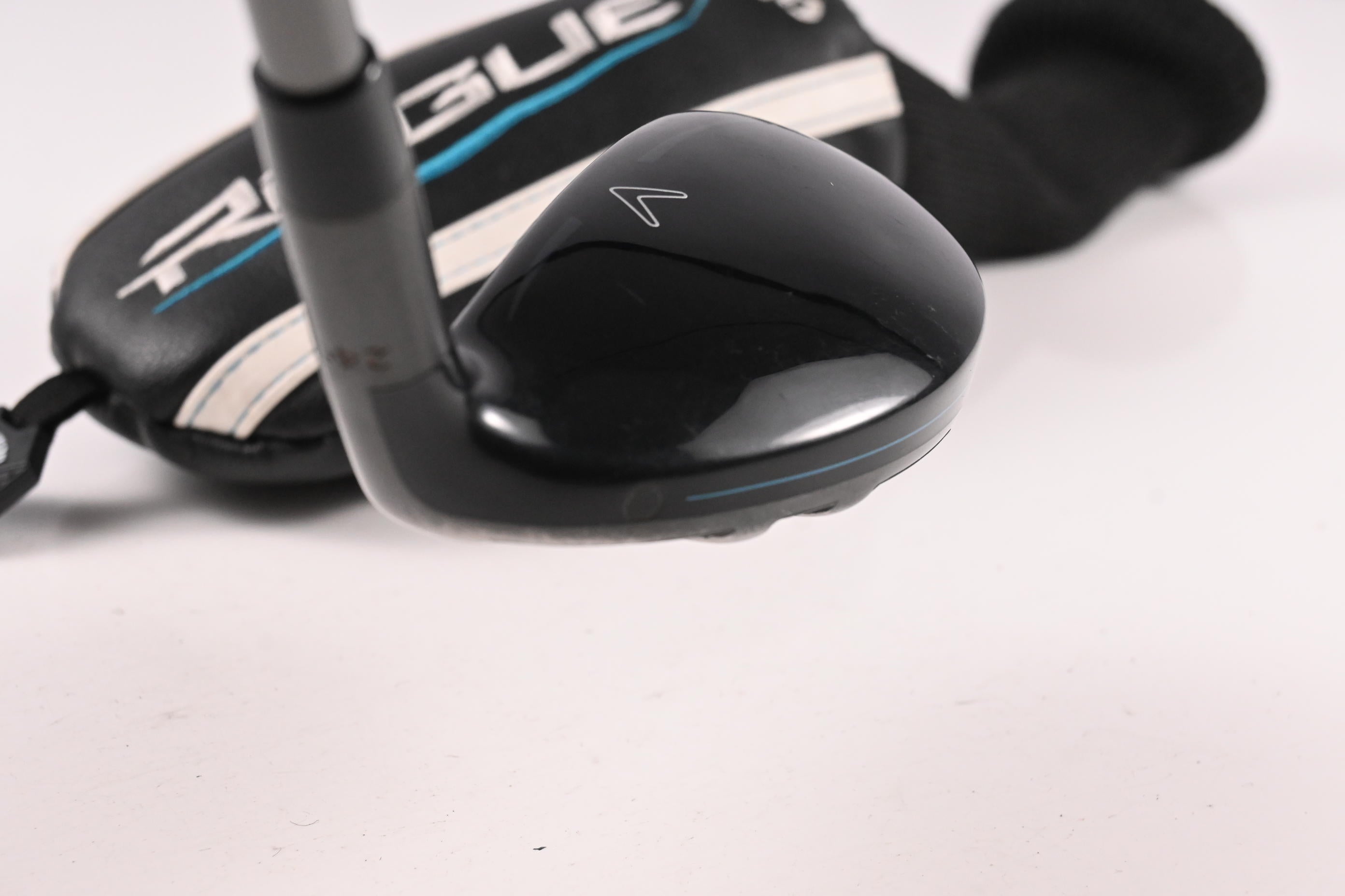 Callaway Rogue #5 Hybrid / 24 Degree / Regular Flex Aldila Synergy Blue 60 Shaft