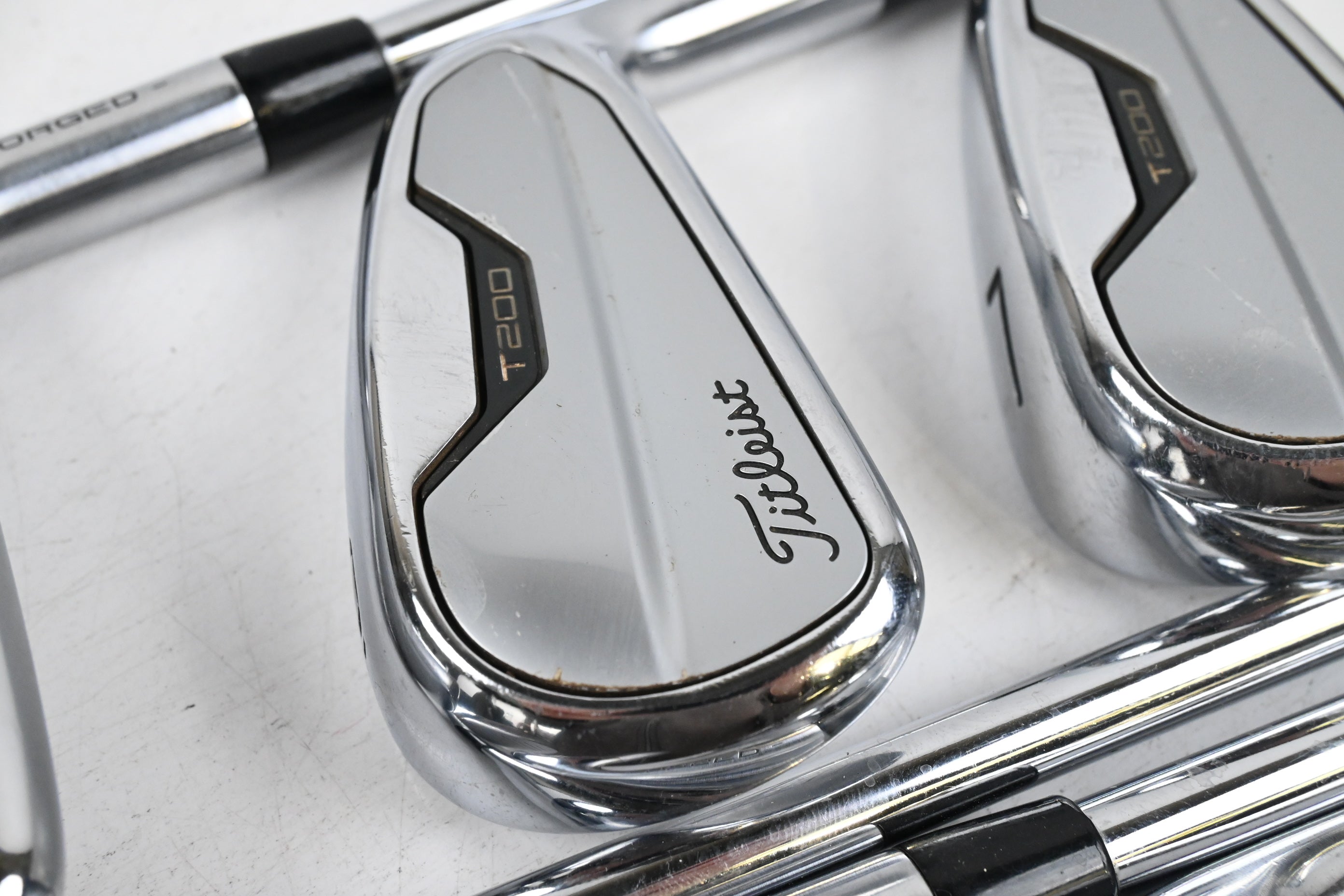 Titleist T200 2021 Irons / 5-PW+GW / Regular Flex AMT R300 Black Shafts