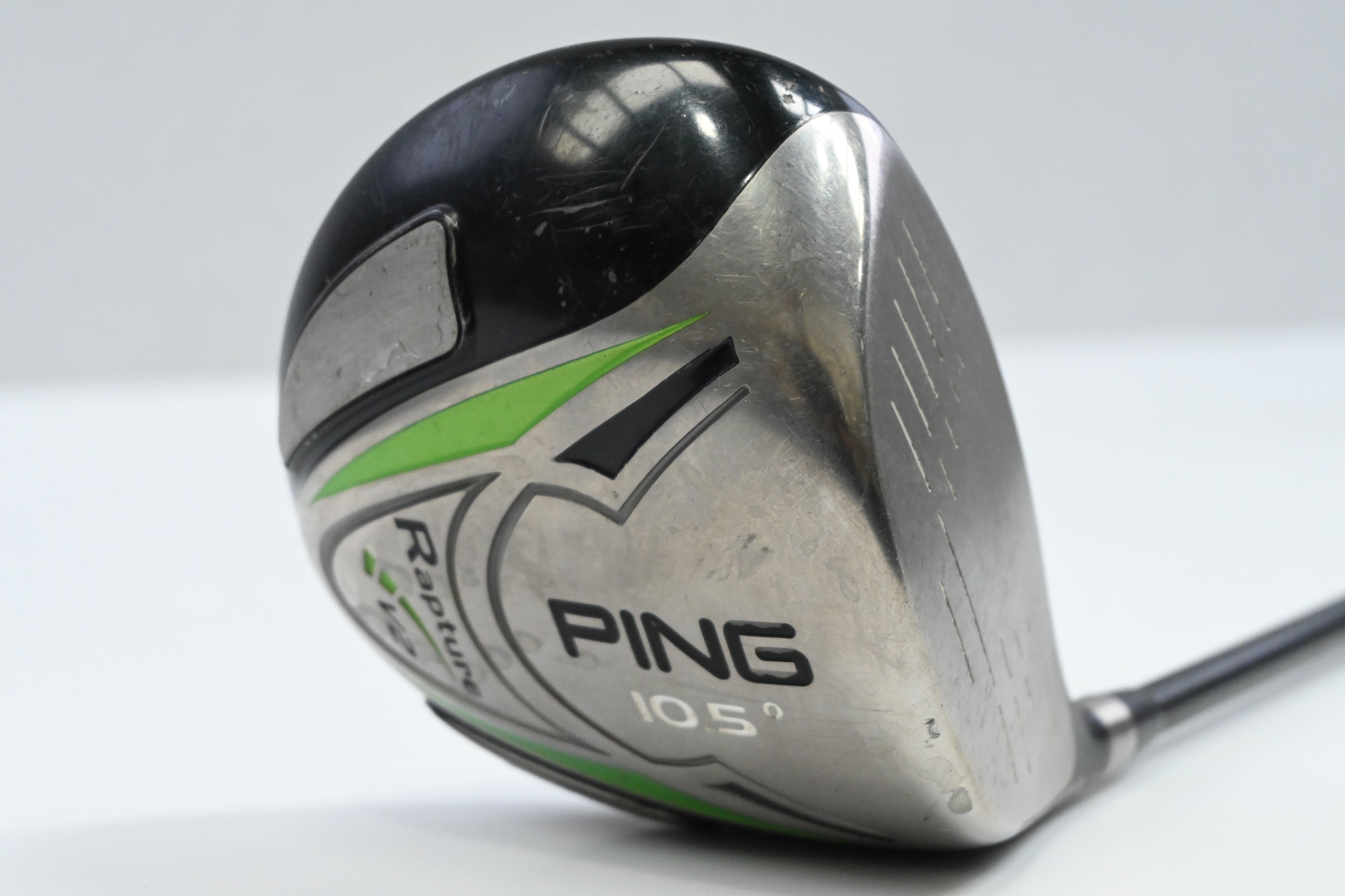 Ping Rapture V2 Driver / 10.5 Degree / Regular Flex Ping TFC 939 Shaft