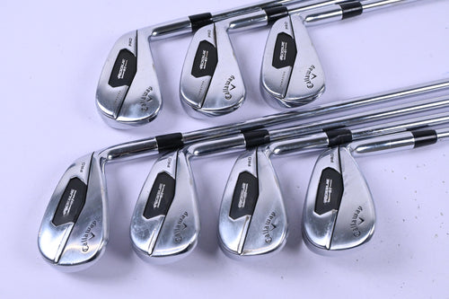 Callaway Rogue ST Pro Irons / 5-PW+GW / Regular Flex Elevate MPH 95 Shafts