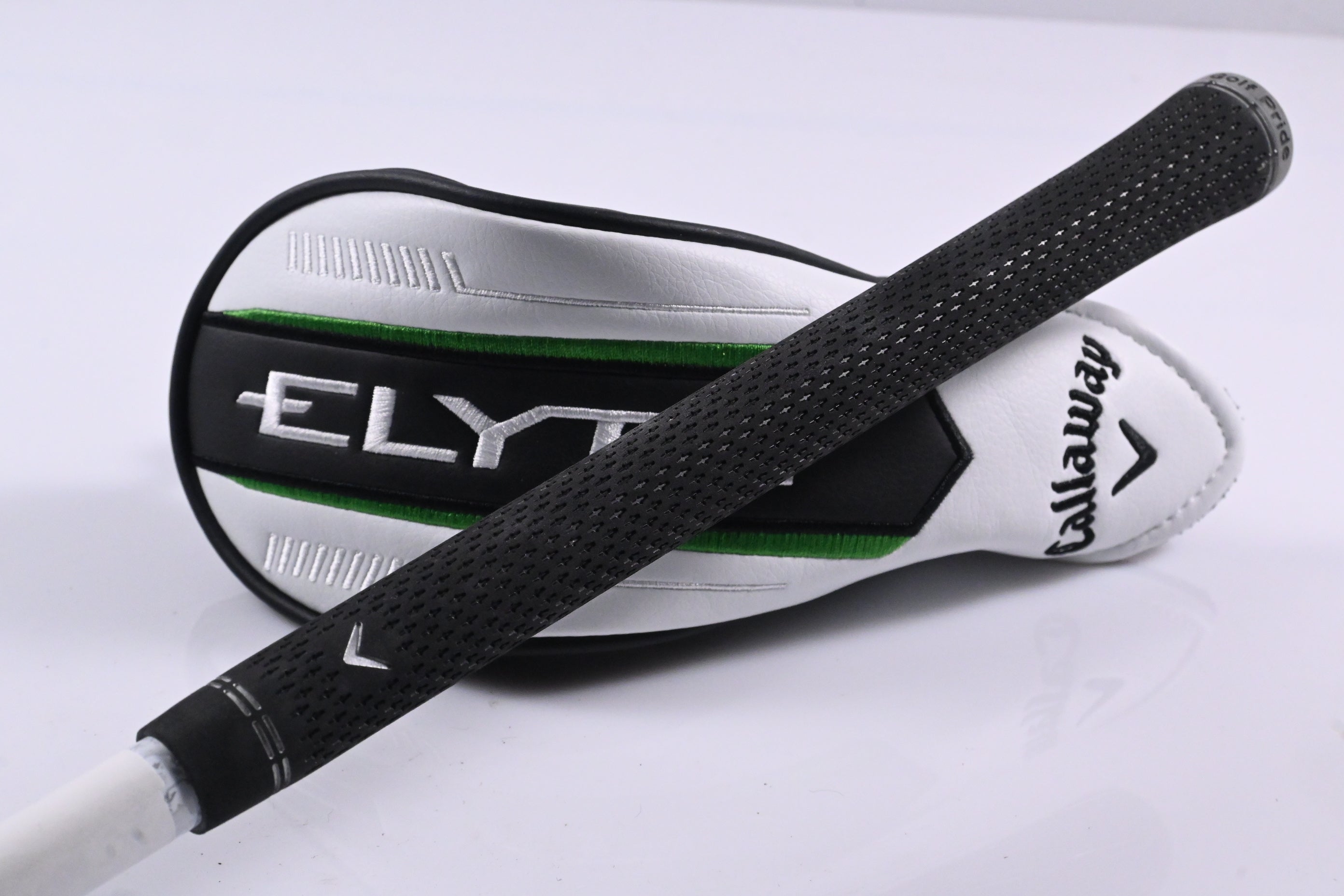Callaway Elyte #4 Hybrid / 22 Degree / Regular Flex Denali Charcoal 60 Shaft