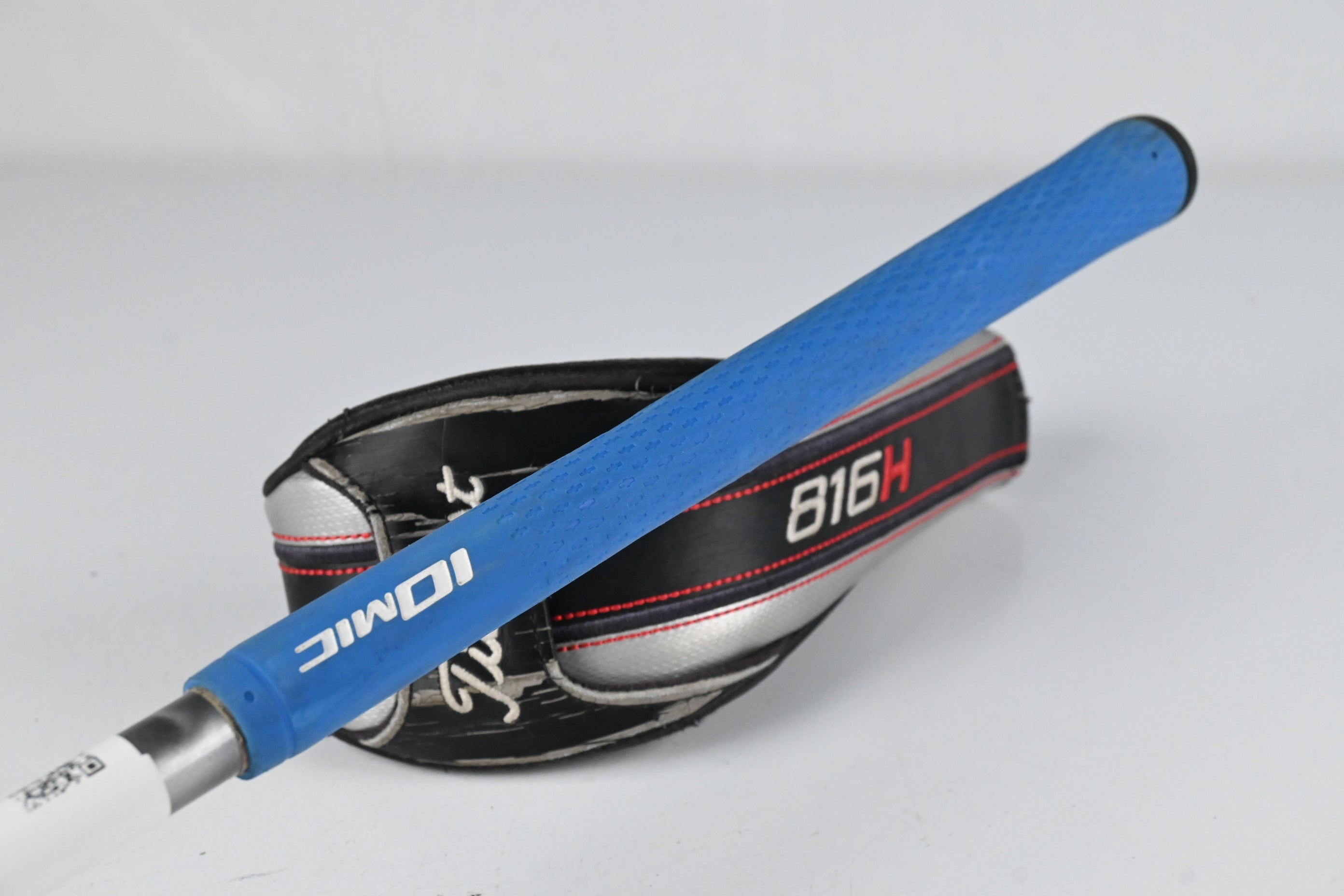 Titleist 816 H2 #3 Hybrid / 19 Degree / Stiff Flex Aldila Rogue Silver 110 MSI