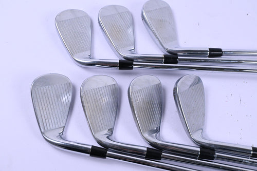 Callaway Rogue ST Pro Irons / 5-PW+GW / Regular Flex Elevate MPH 95 Shafts