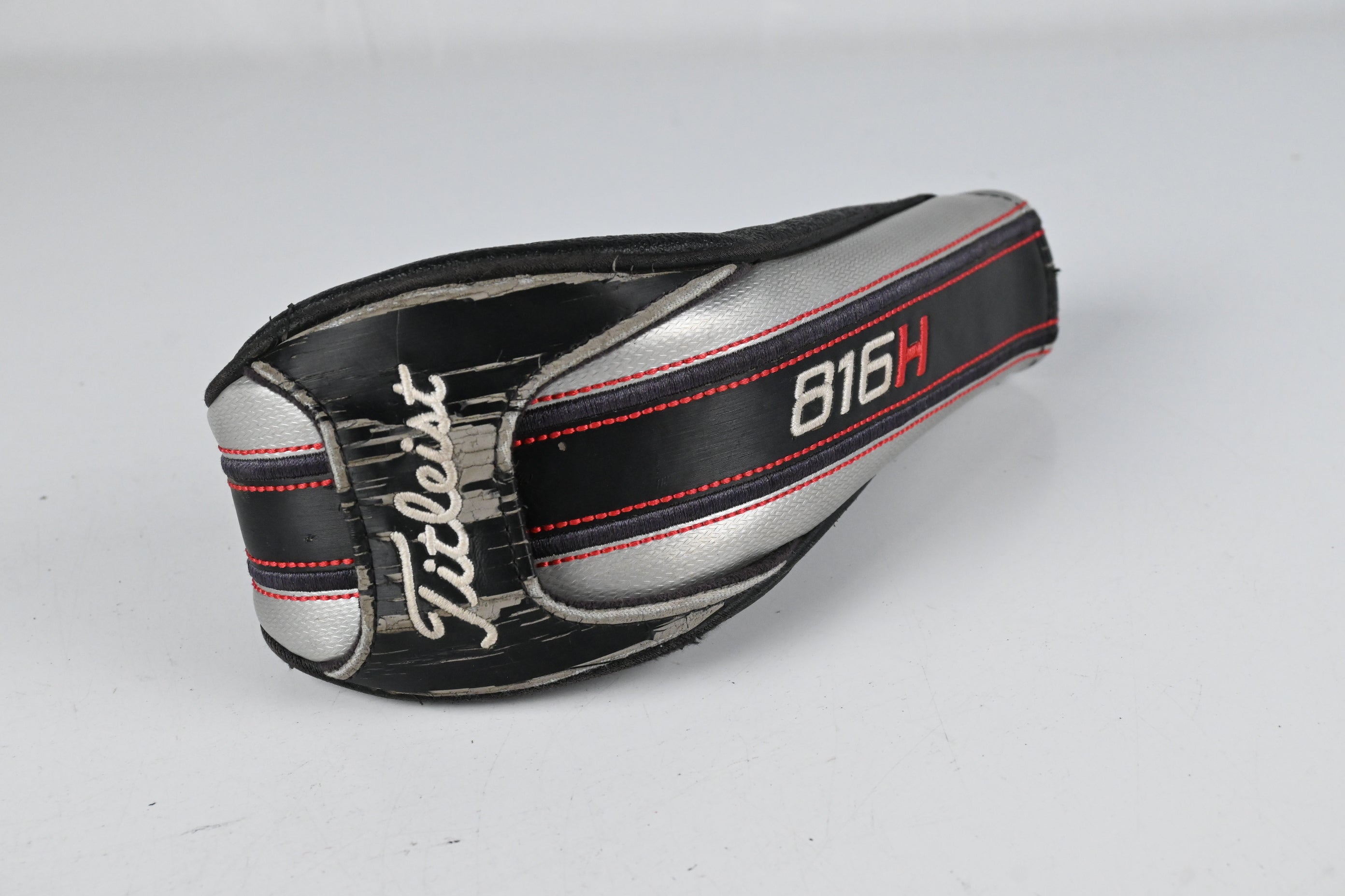 Titleist 816 H2 #3 Hybrid / 19 Degree / Stiff Flex Aldila Rogue Silver 110 MSI