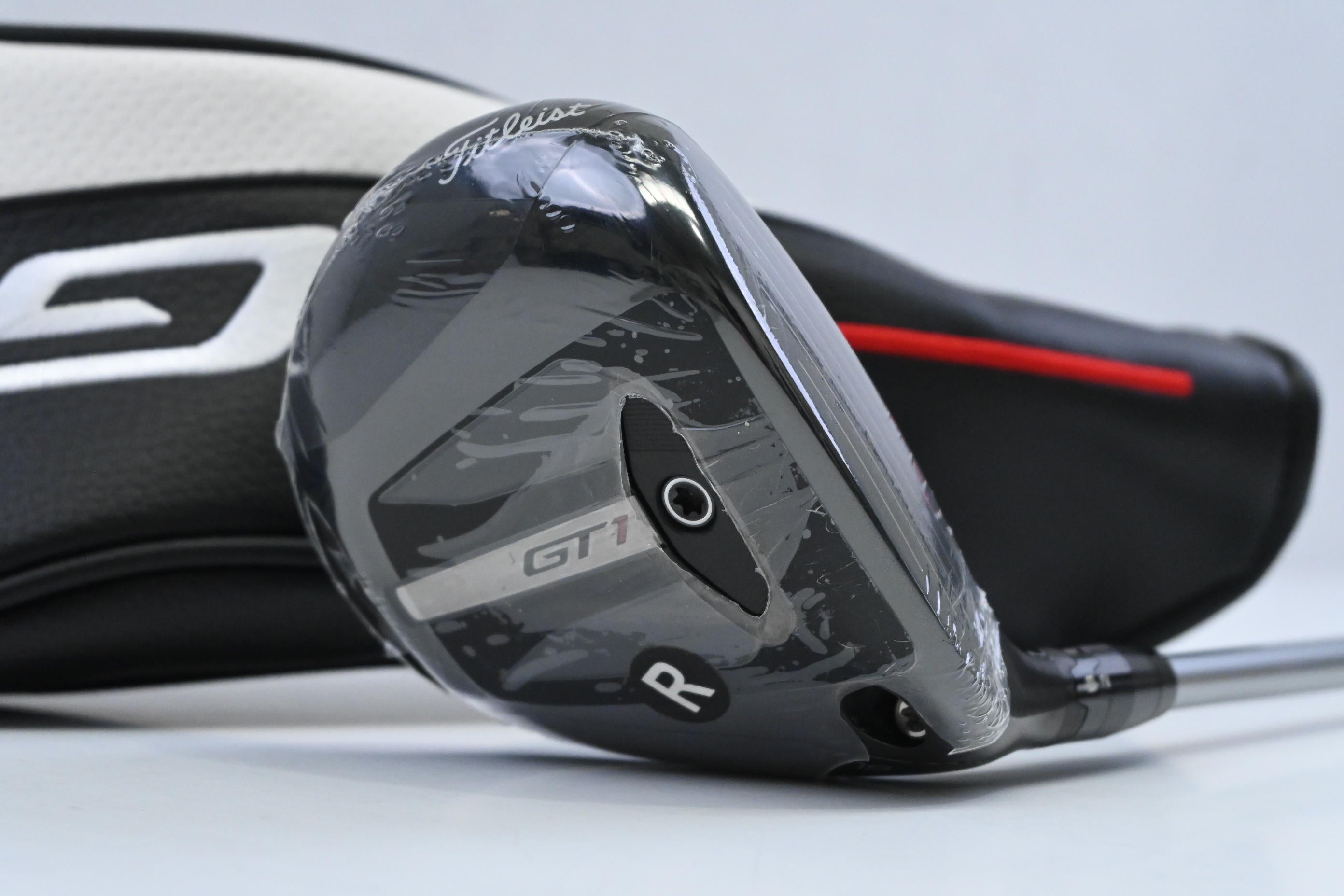 Titleist GT1 #5 Wood / 18 Degree / Regular Flex Fujikura Air Speeder 40 Shaft