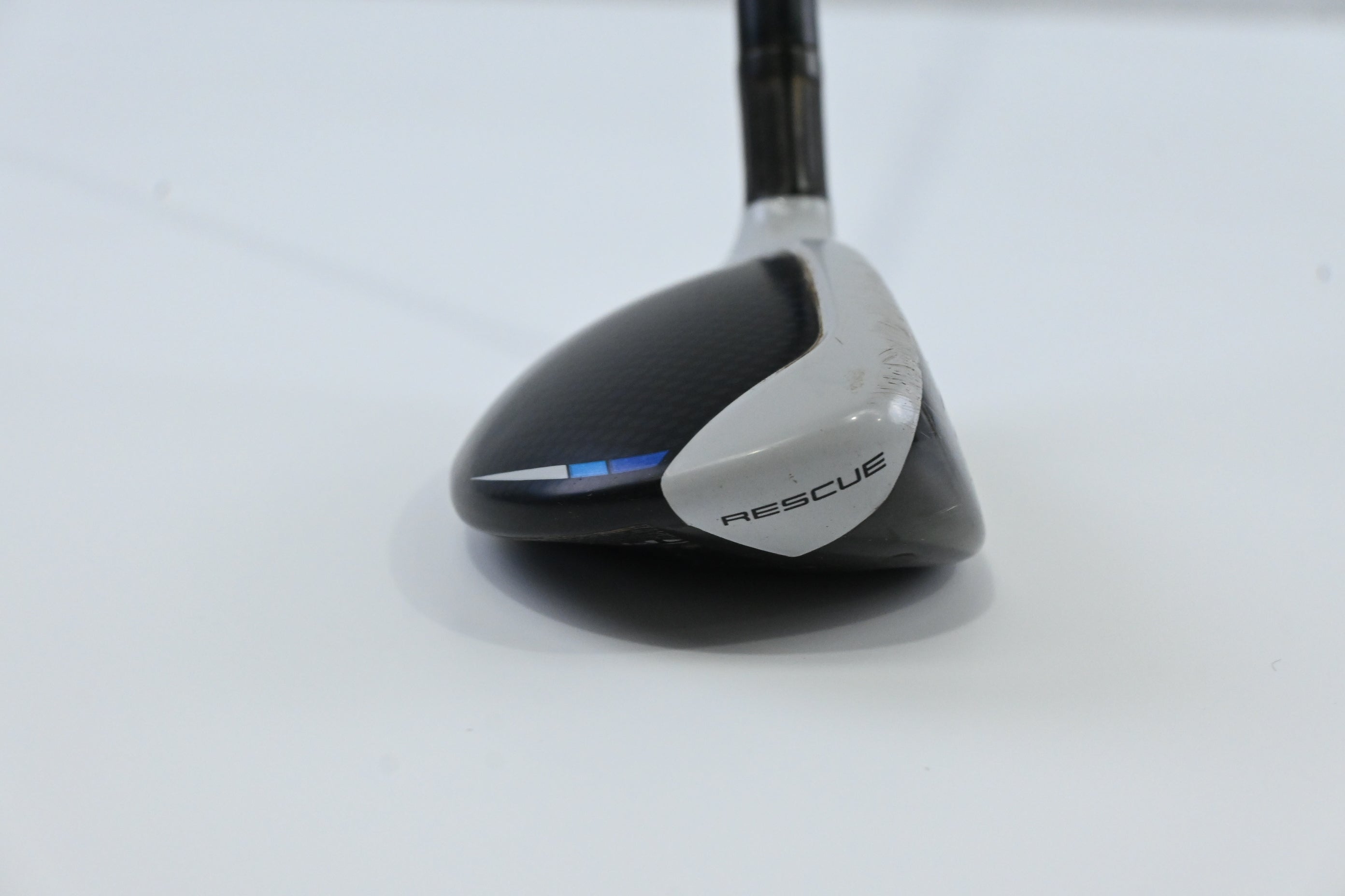 Taylormade SIM2 Max #4 Hybrid / 22 Degree / Regular Flex Fujikura Ventus Blue 6