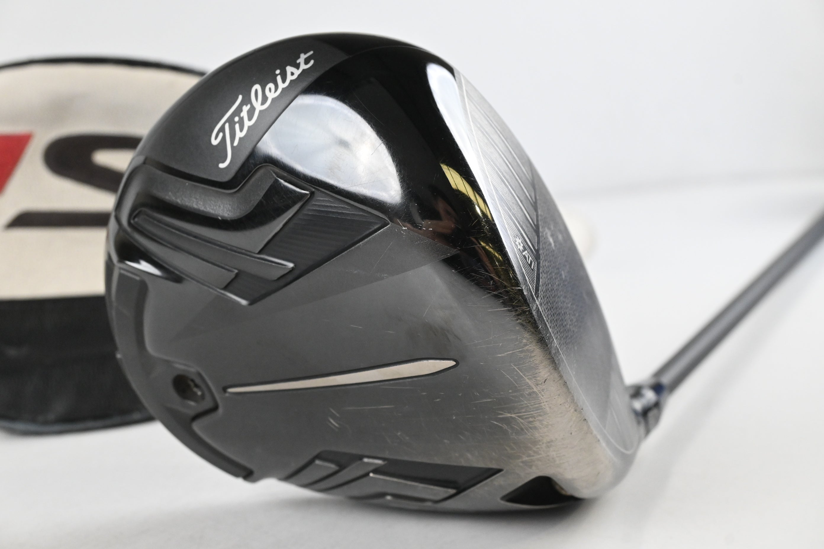 Titleist TSi3 Driver / 10 Degree / Stiff Flex Hzrdus Gen5 Black 60 Shaft