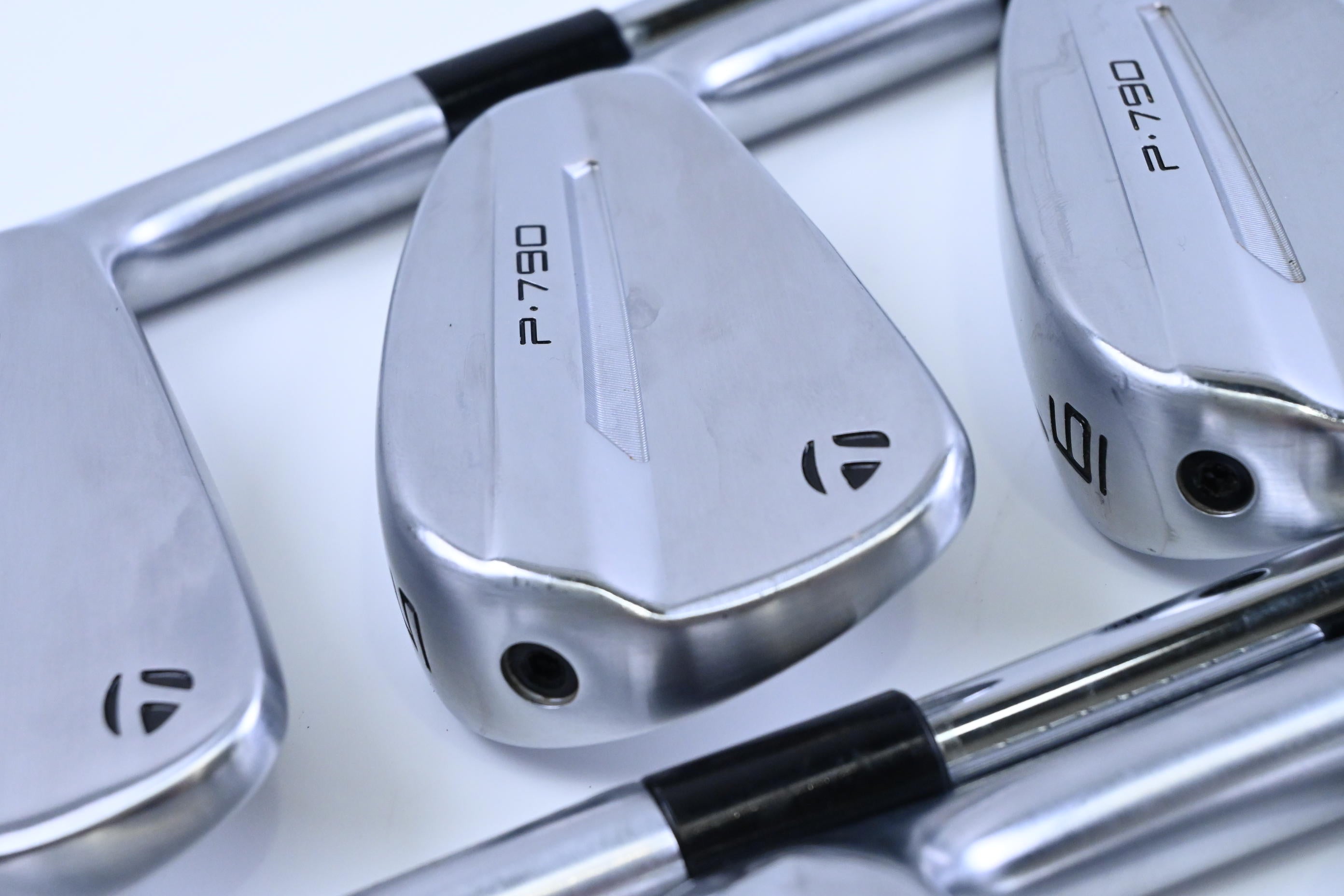 Taylormade P790 2025 Irons / 4-PW+AW / Stiff Flex Project X LZ 120 Shafts