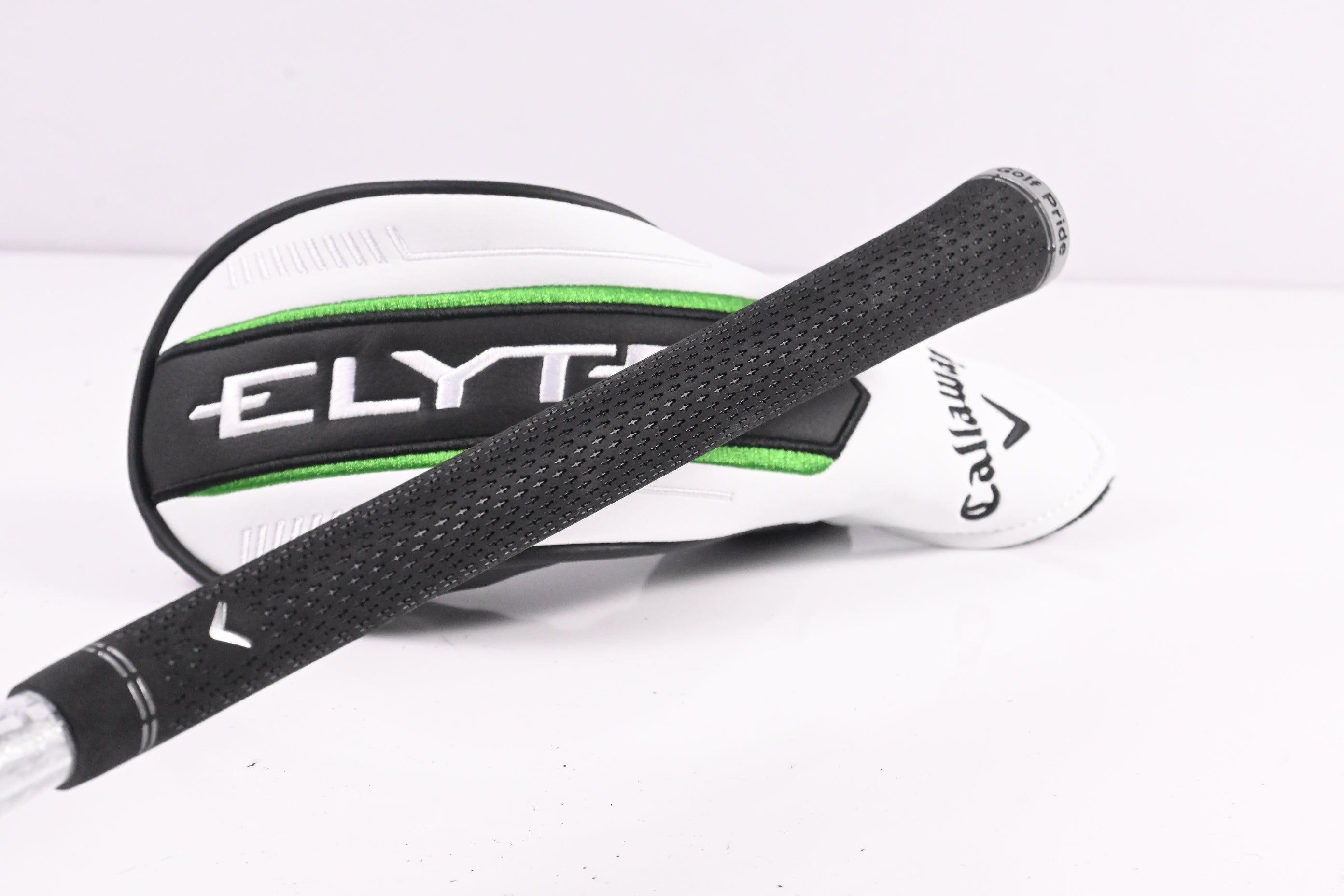 Callaway Elyte #4 Hybrid / 22 Degree / Regular Flex Denali Charcoal 60 Shaft