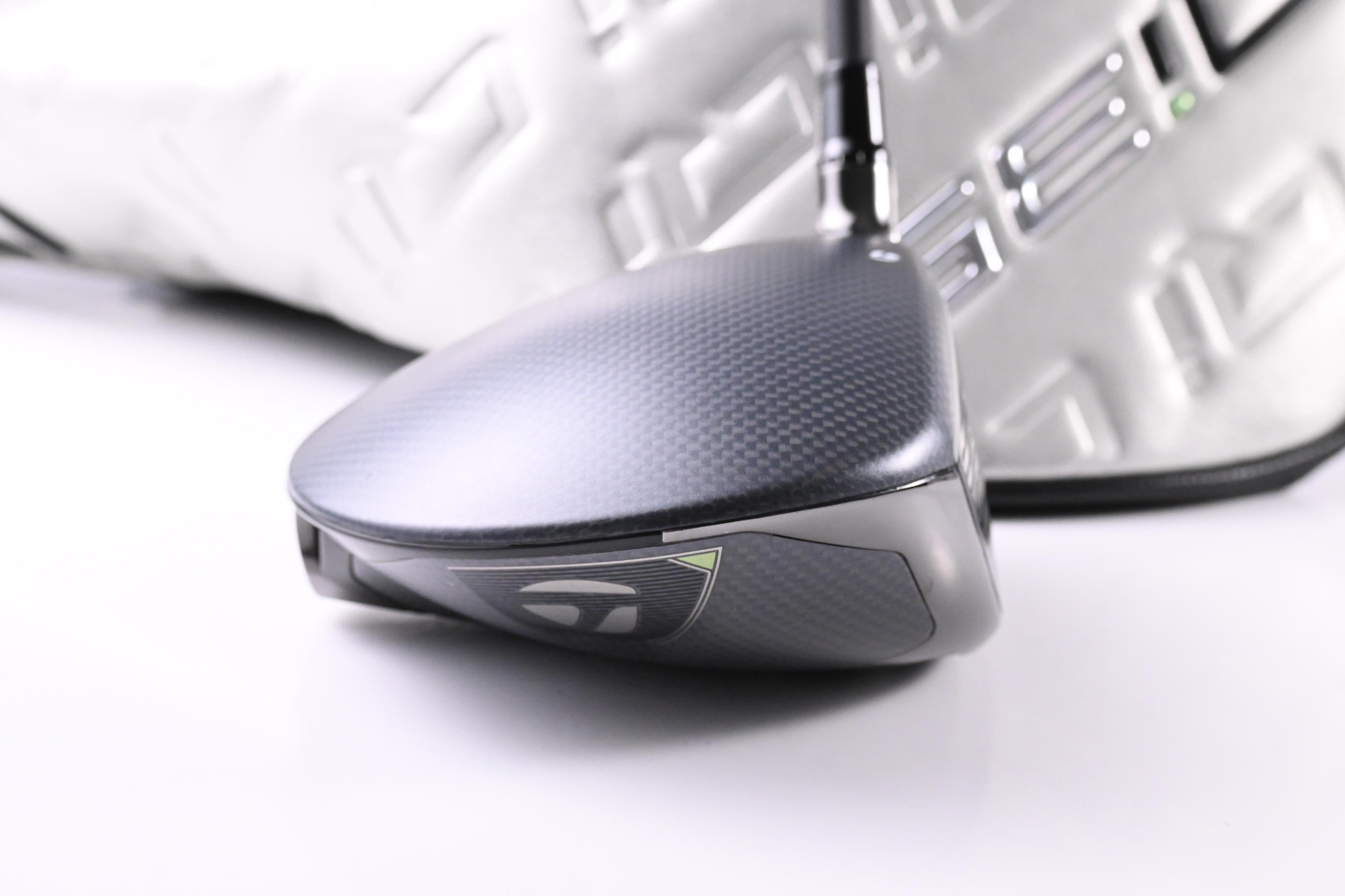 Taylormade Qi35 LS Driver / 10.5 Degree / Regular Flex REAX Blue 50 Shaft