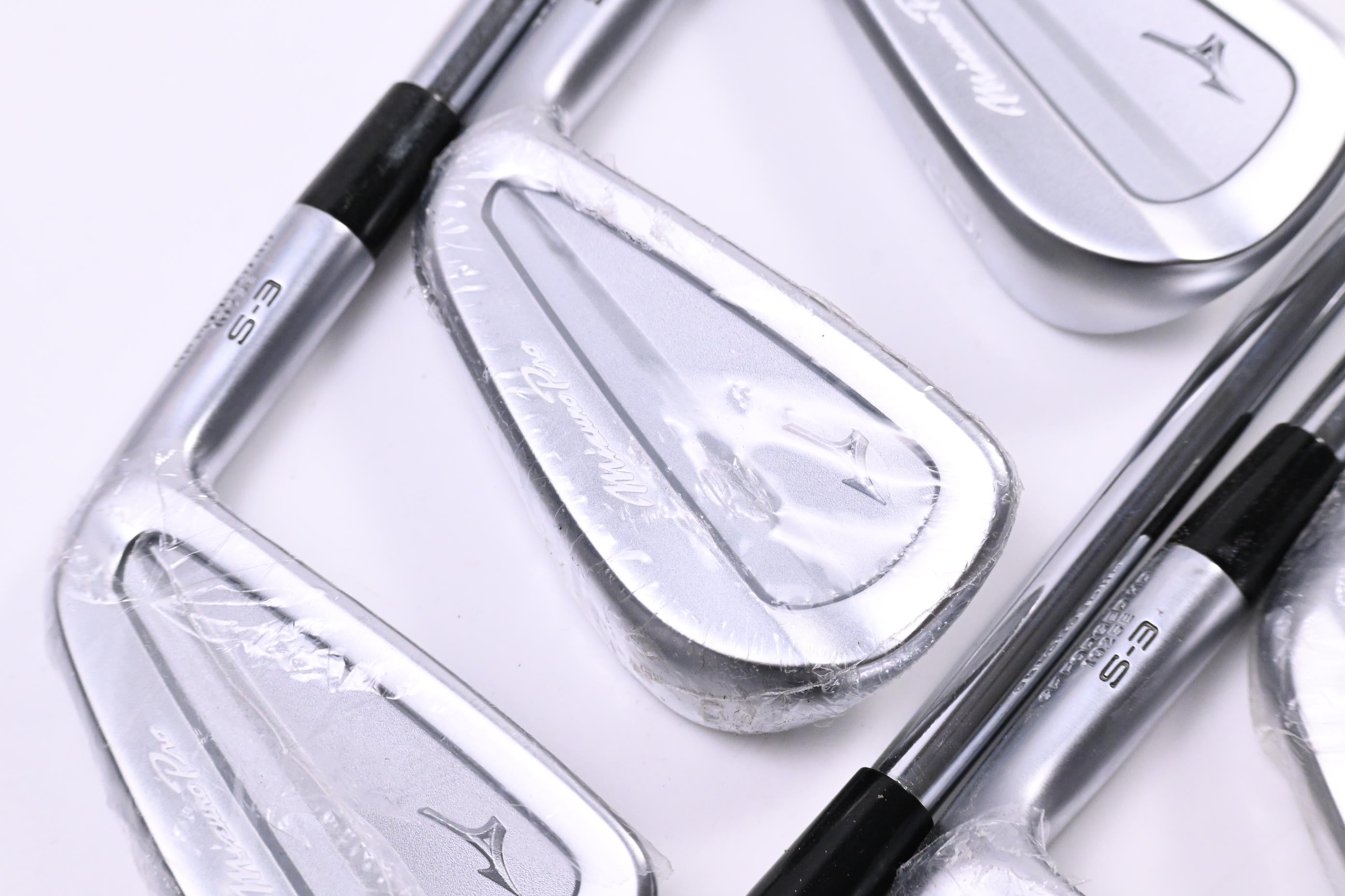 Mizuno Pro S-3 Irons / 4-PW / Stiff Flex Project X Precision Shafts