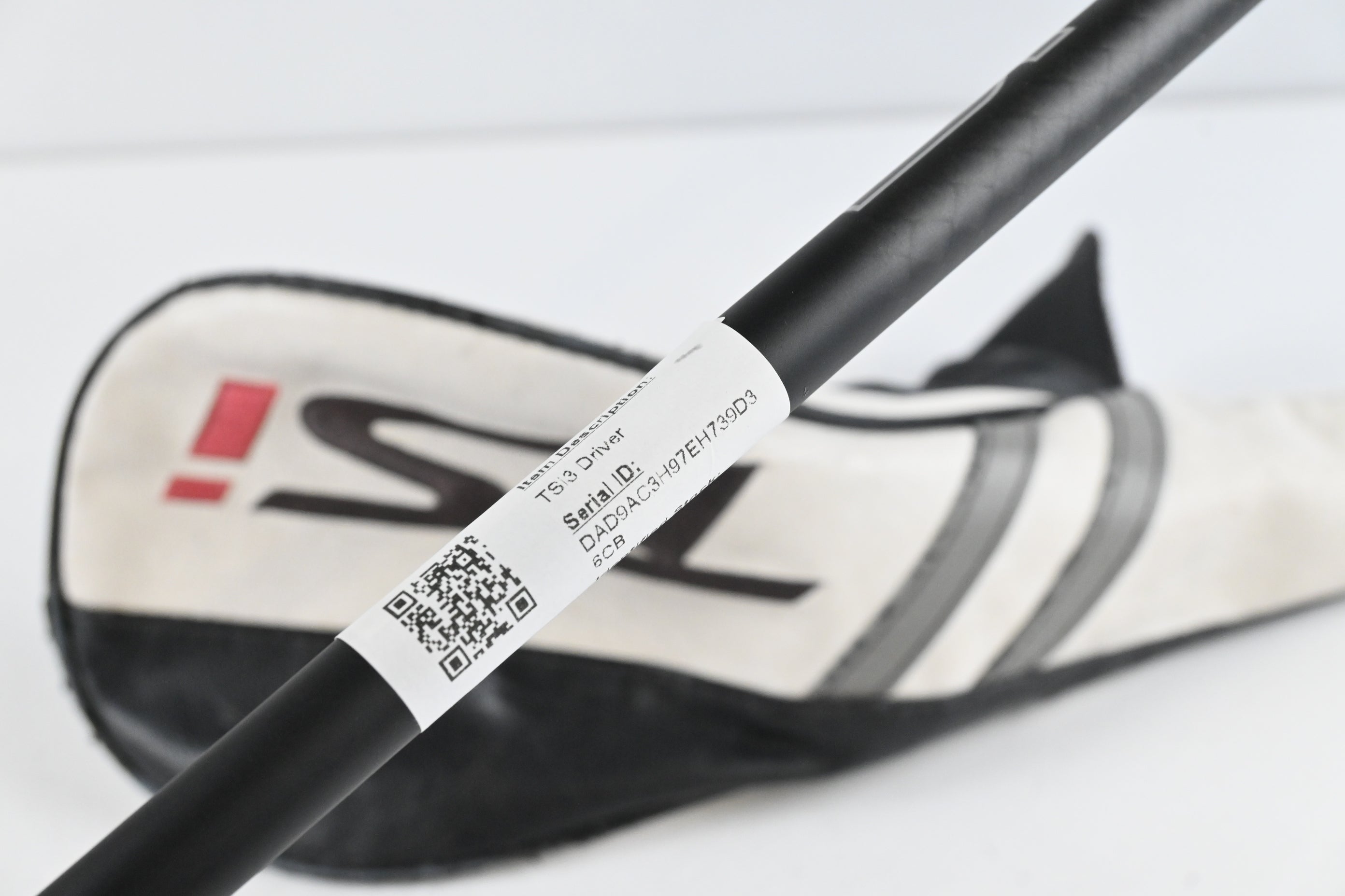 Titleist TSi3 Driver / 10 Degree / Stiff Flex Hzrdus Gen5 Black 60 Shaft