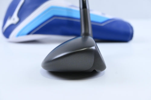 Mizuno JPX 925 Fli-Hi #4 Hybrid / 22 Degree / Regular Flex UST Recoil ES 780