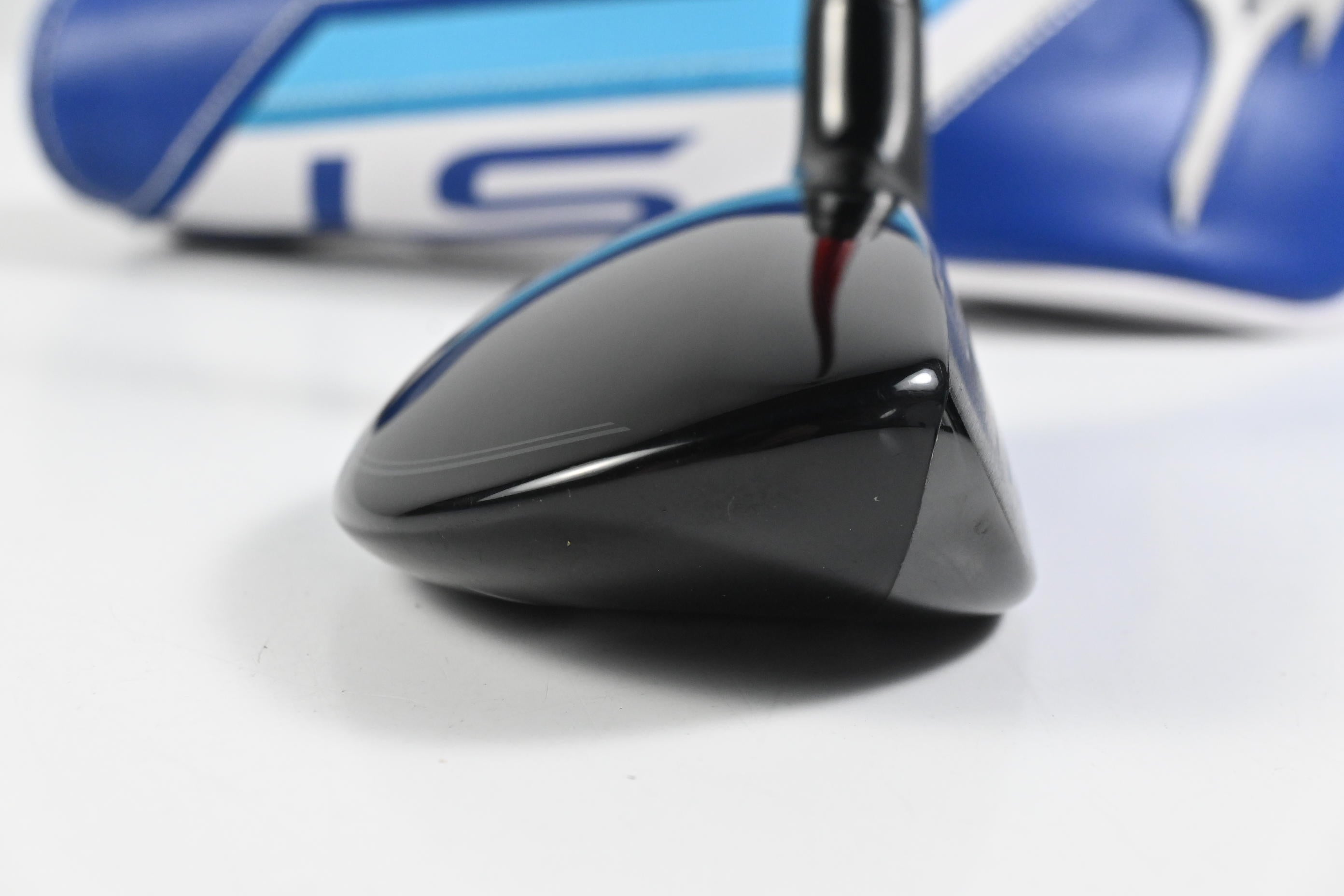 Mizuno ST-Max 230 #3 Hybrid / 19 Degree / Regular Flex Denali Red 70 Shaft