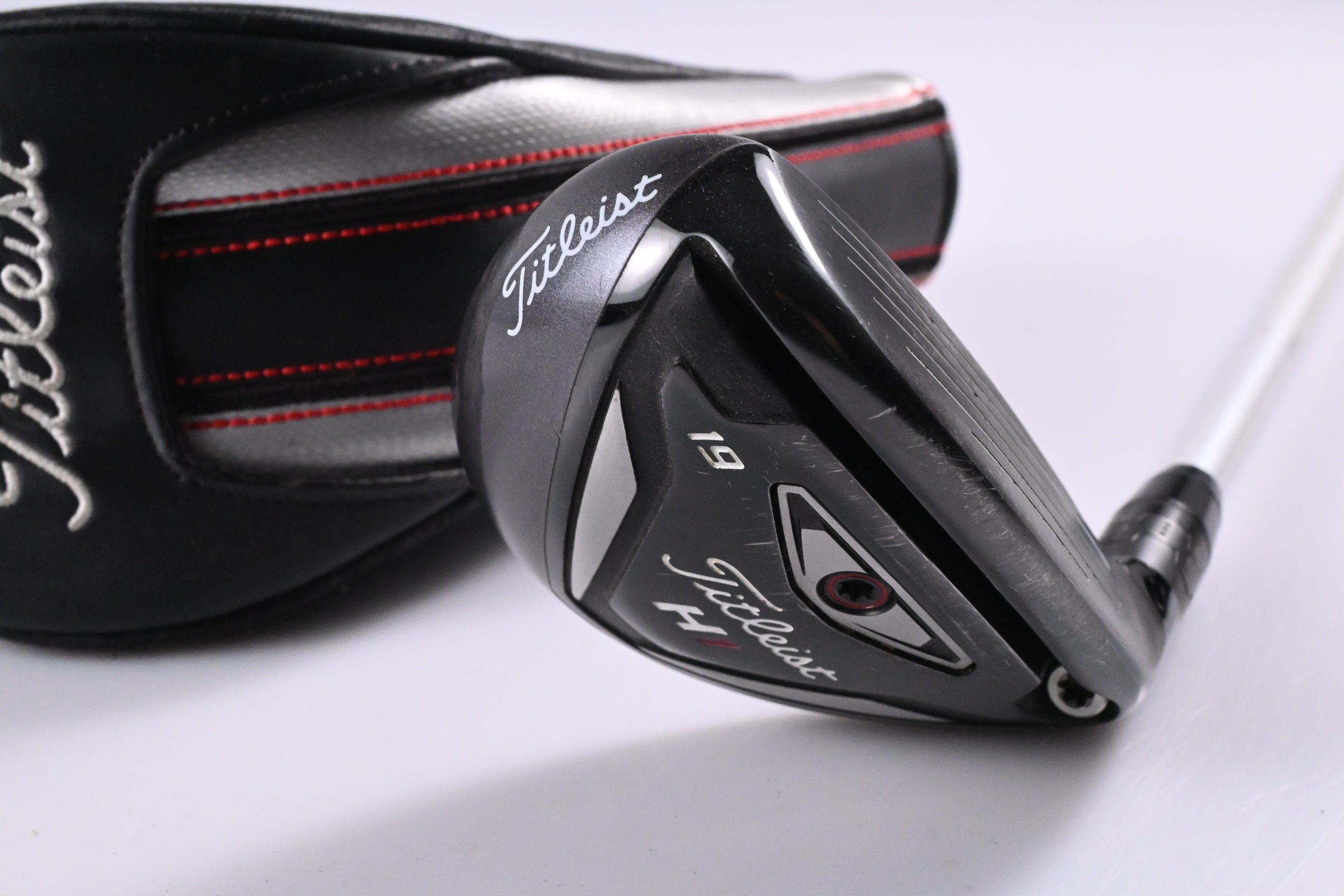 Titleist 816 H1 #3 Hybrid / 19 Degree / Stiff Flex Aldila Rogue Silver 110 MSI 85