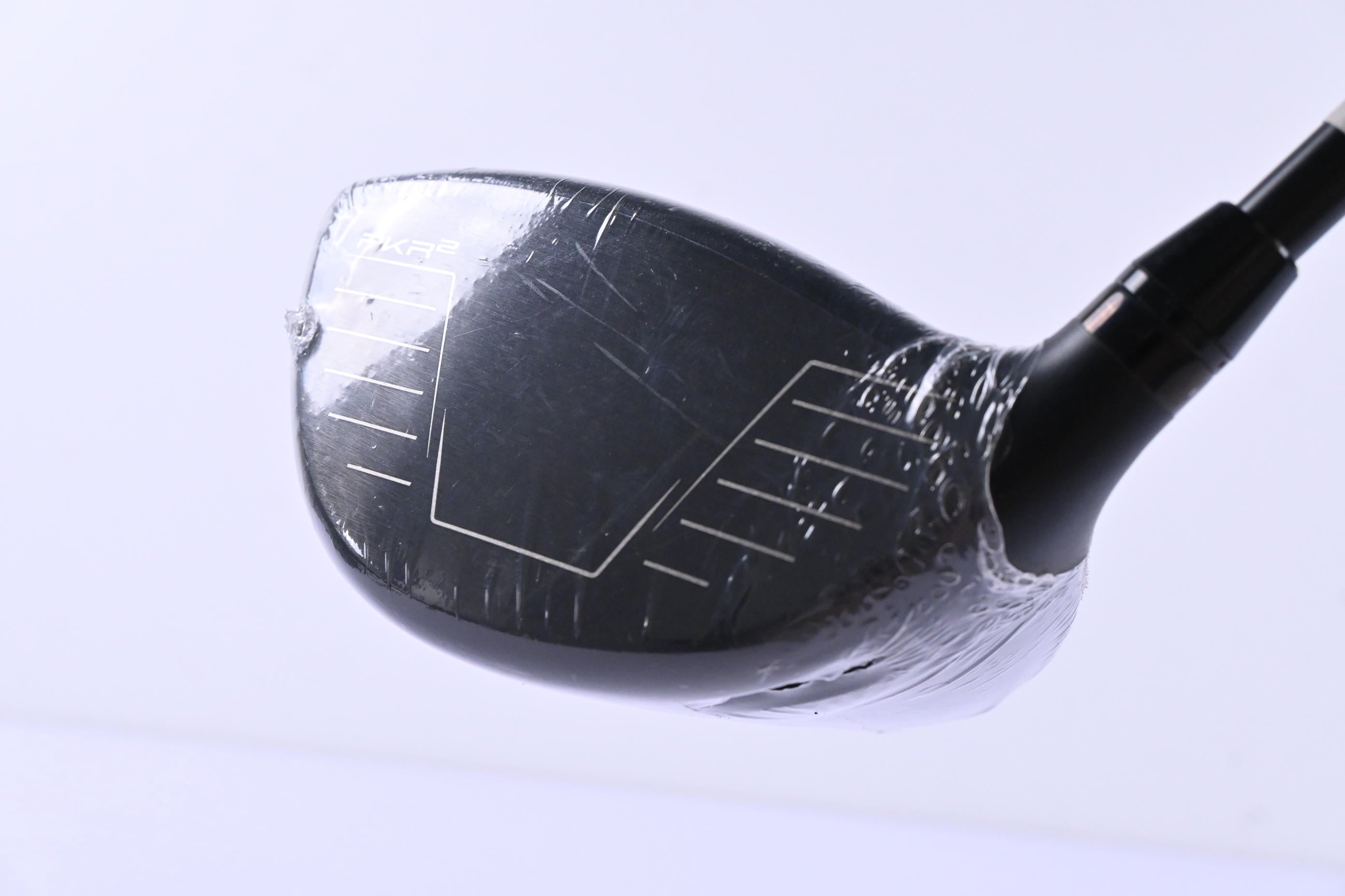 Wilson Dynapower Carbon Driver / 10.5 Degree / Regular Flex UST Helium 5 Shaft