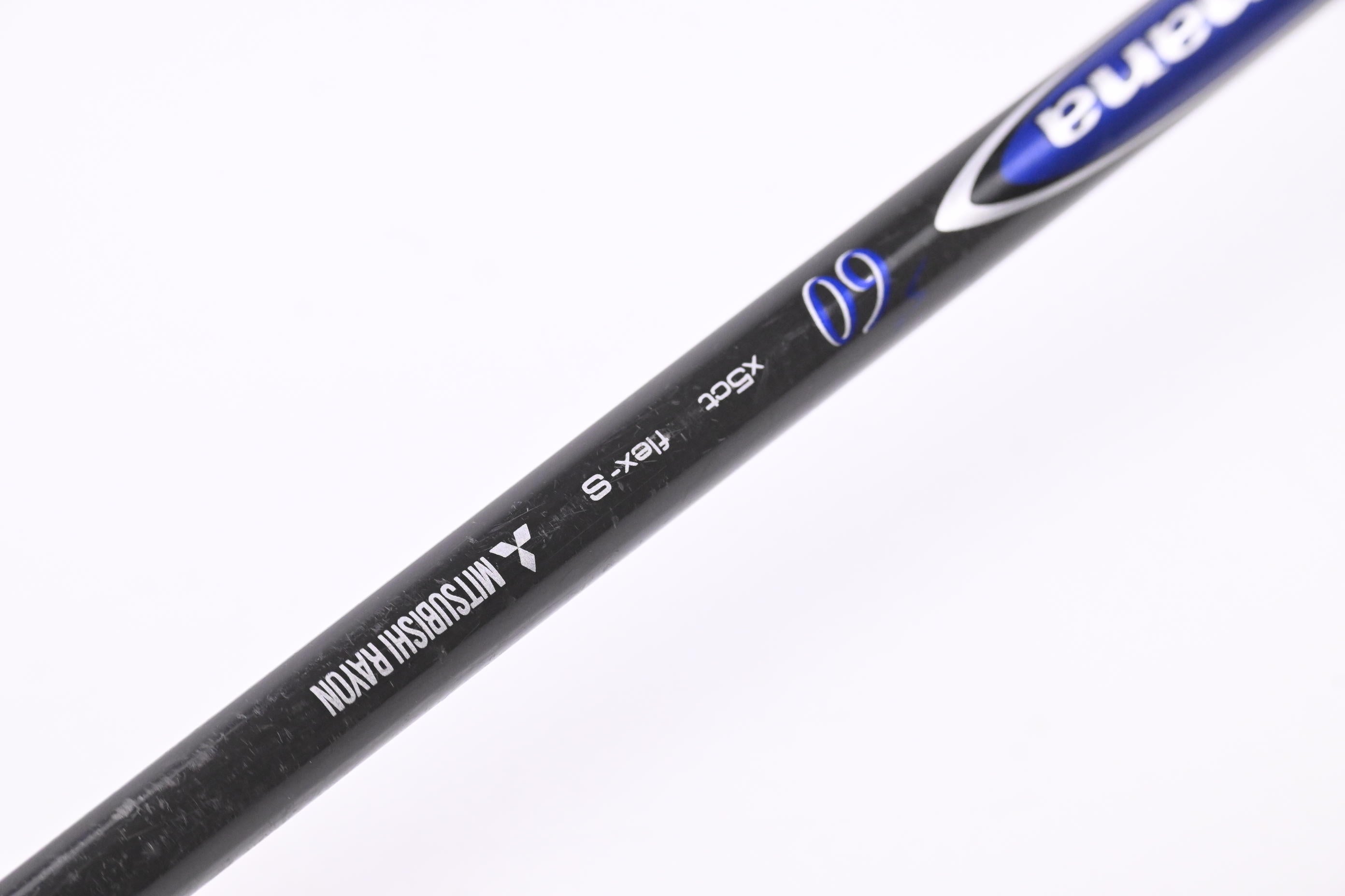 Titleist 917 D2 Driver / 10.5 Degree / Stiff Flex Diamana S+ Ltd Blue 60 Shaft