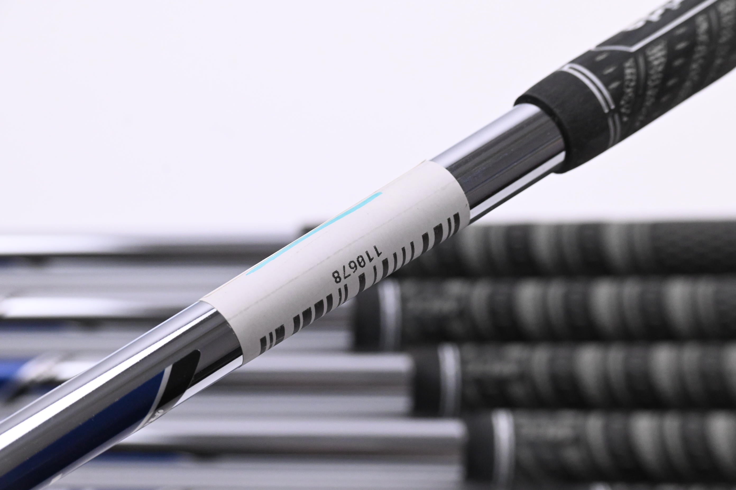 Mizuno Pro S-3 Irons / 4-PW / Stiff Flex Project X Precision Shafts