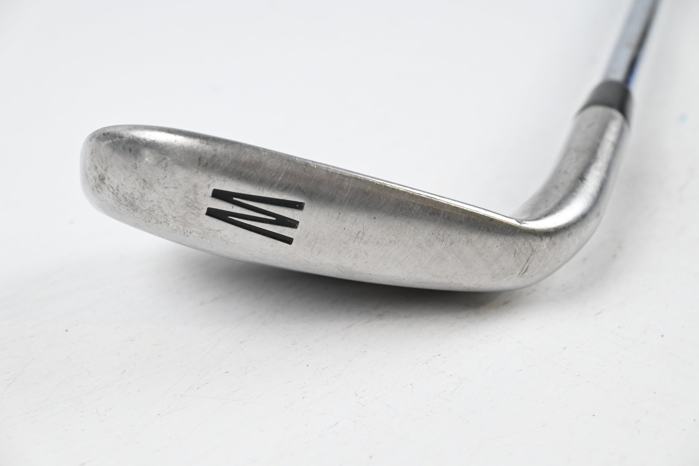 Titleist 716 AP1 Pitching Wedge / 43 Degree / Stiff Flex Dynamic Gold S300 Shaft