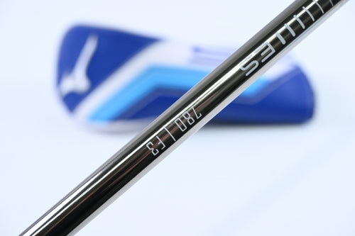 Mizuno JPX 925 Fli-Hi #4 Hybrid / 22 Degree / Regular Flex UST Recoil ES 780