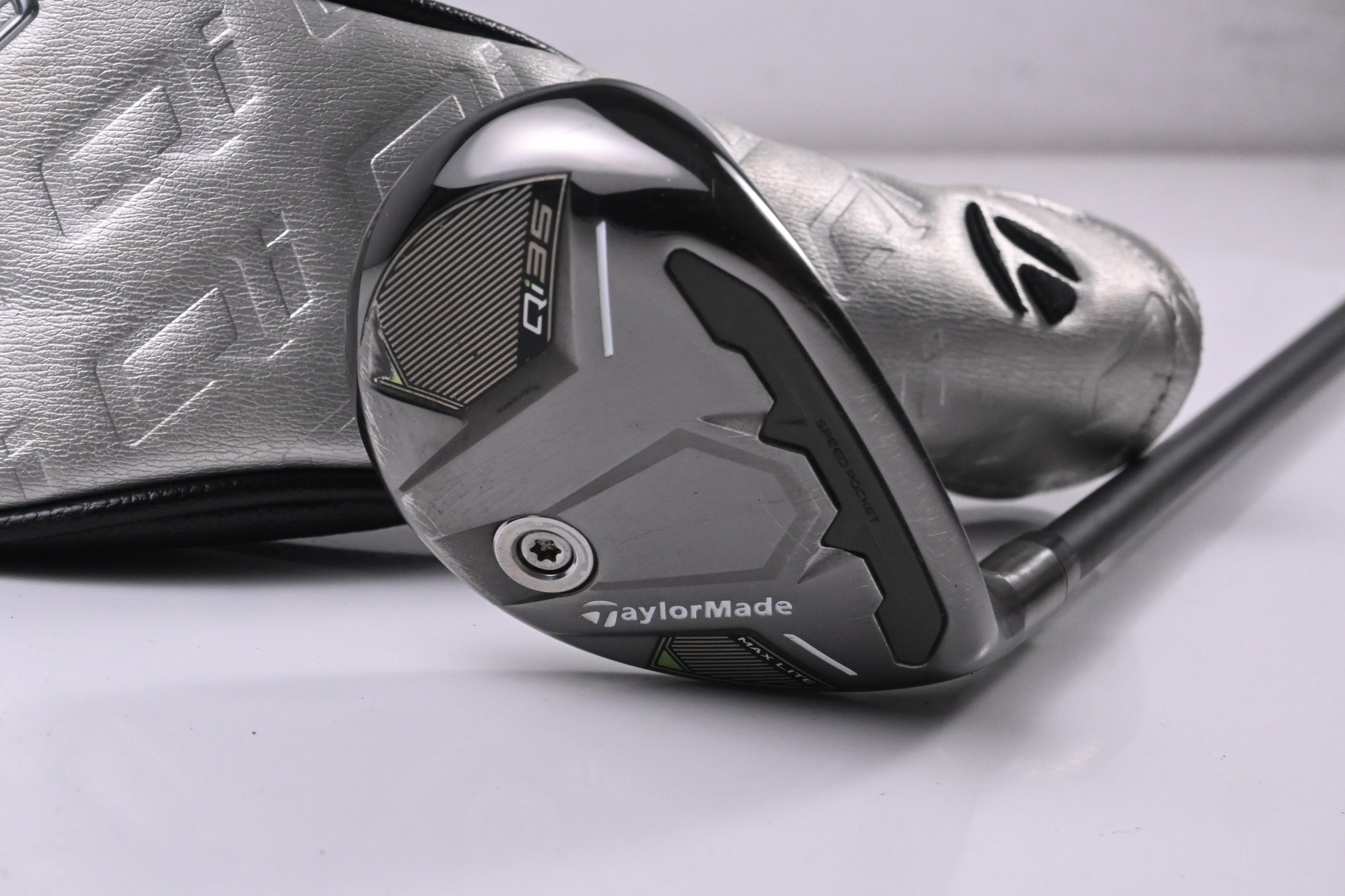 Taylormade Qi35 Max Lite #5 Hybrid / 27 Degree / Regular Flex Vanquish 5 Shaft