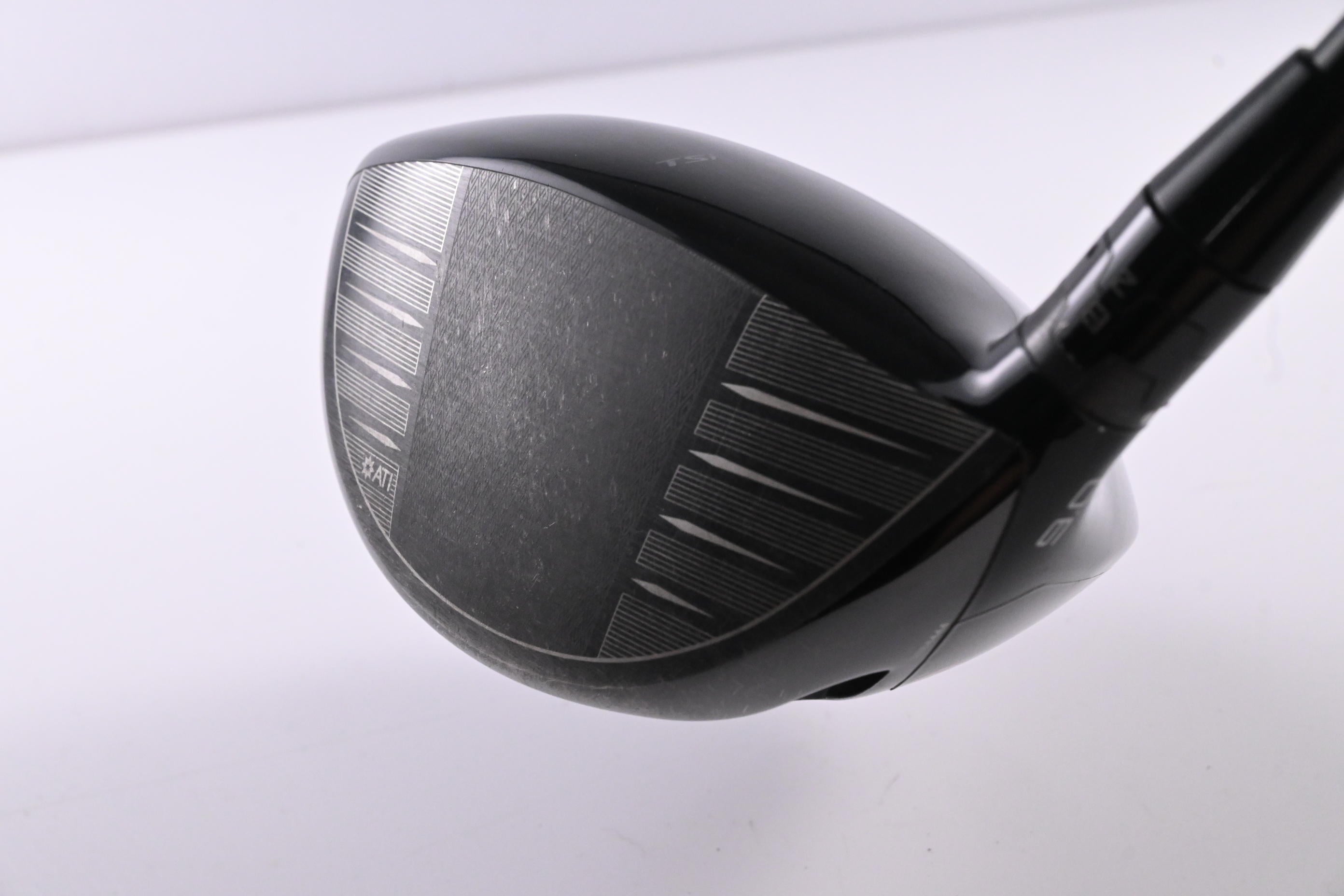 Titleist TSi3 Driver / 9 Degree / Stiff Flex Tensei AV Blue 55 Shaft