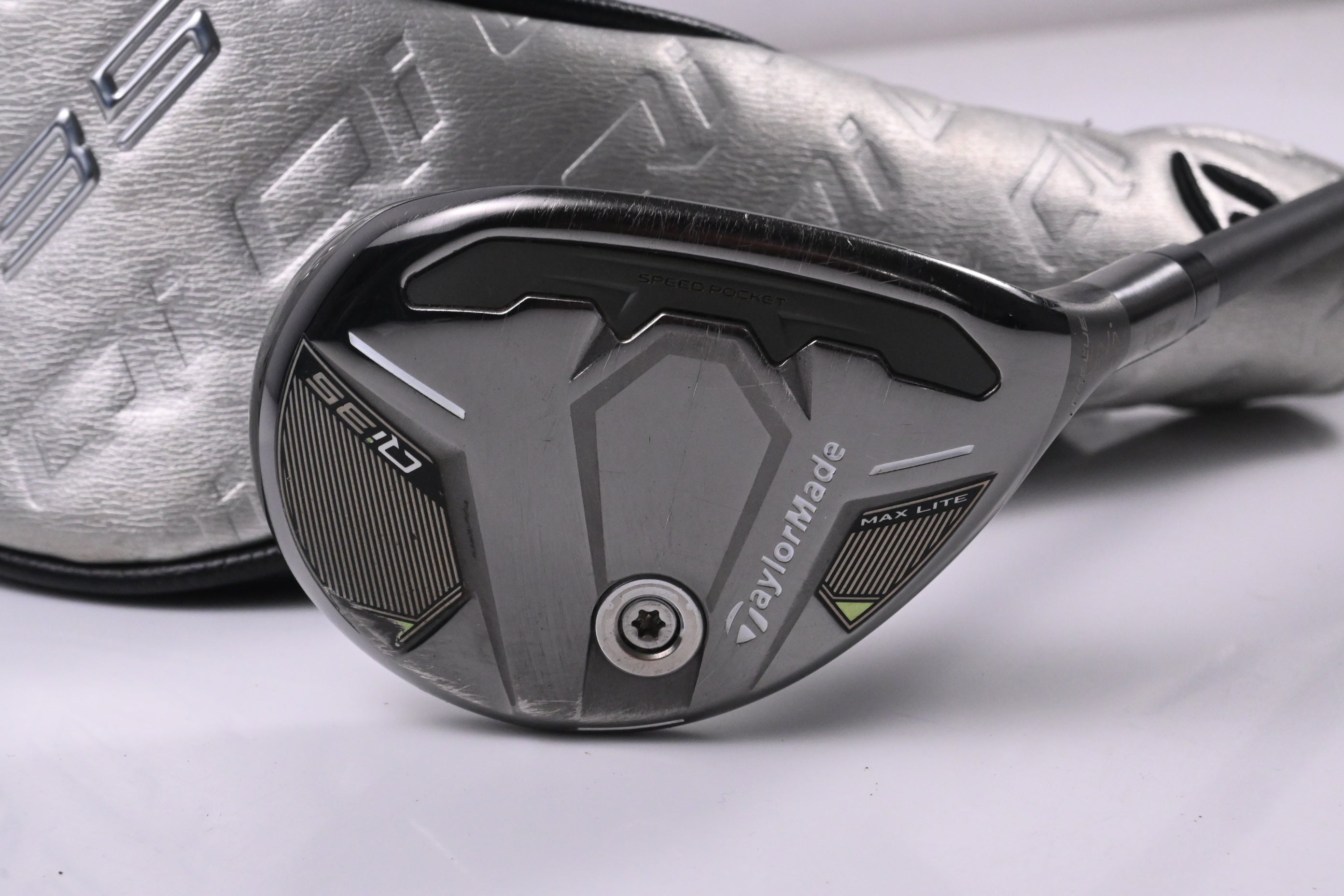 Taylormade Qi35 Max Lite #5 Hybrid / 27 Degree / Regular Flex Vanquish 5 Shaft