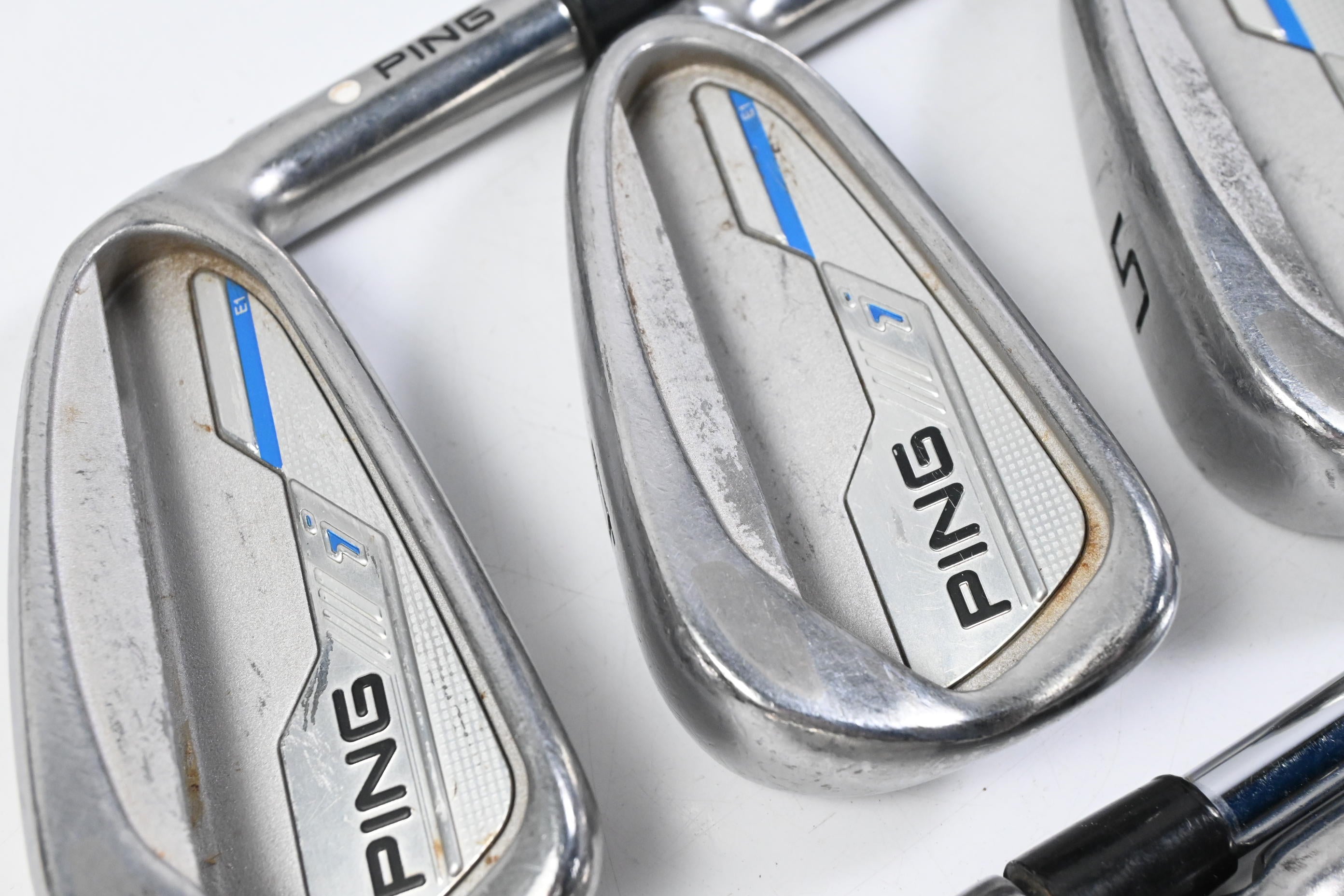 Ping i-Series E1 Irons / 3-PW / White Dot / X-Flex Ping AWT 2.0 Shafts