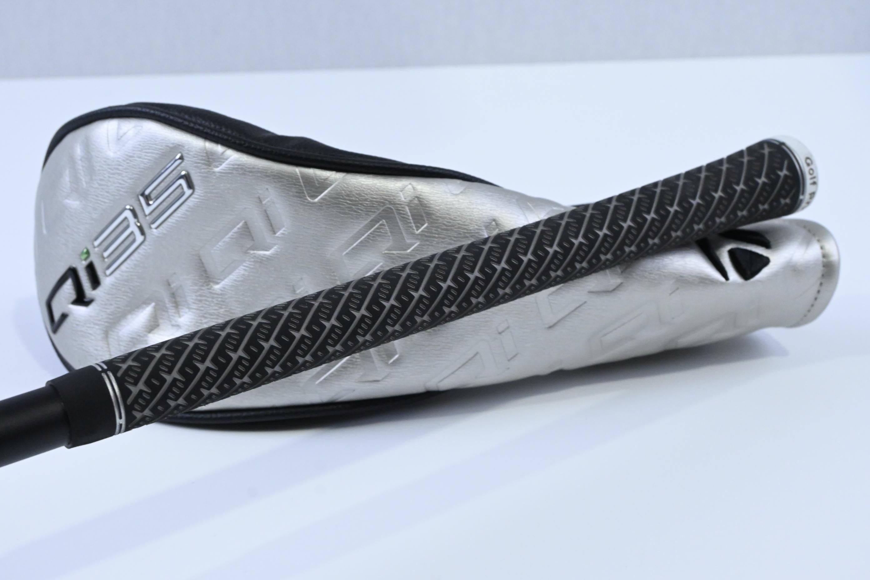 Taylormade Qi35 Max Lite #7 Wood / 21.5 Degree / Senior Flex Vanquish 4 Shaft