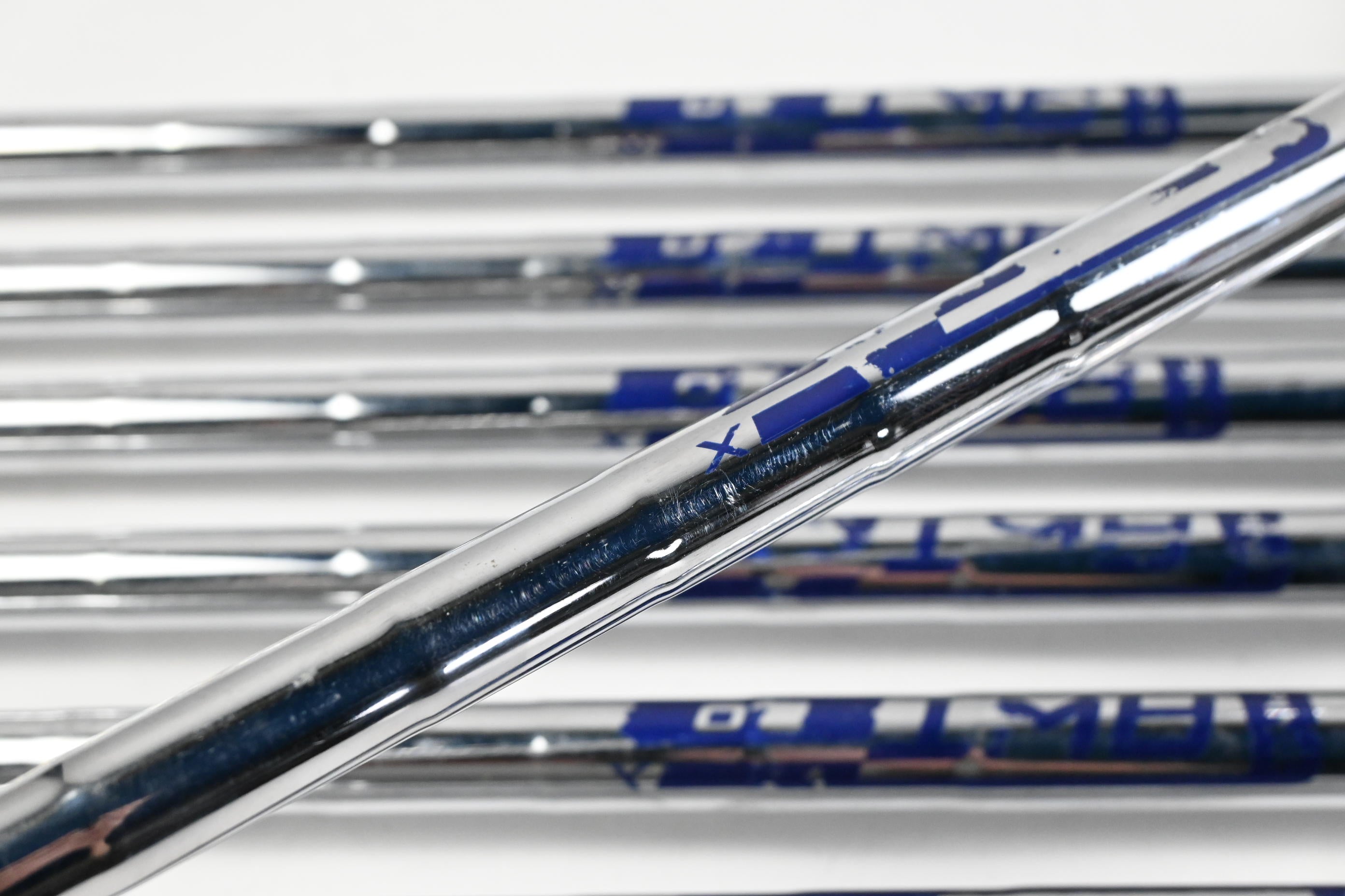 Ping i-Series E1 Irons / 3-PW / White Dot / X-Flex Ping AWT 2.0 Shafts