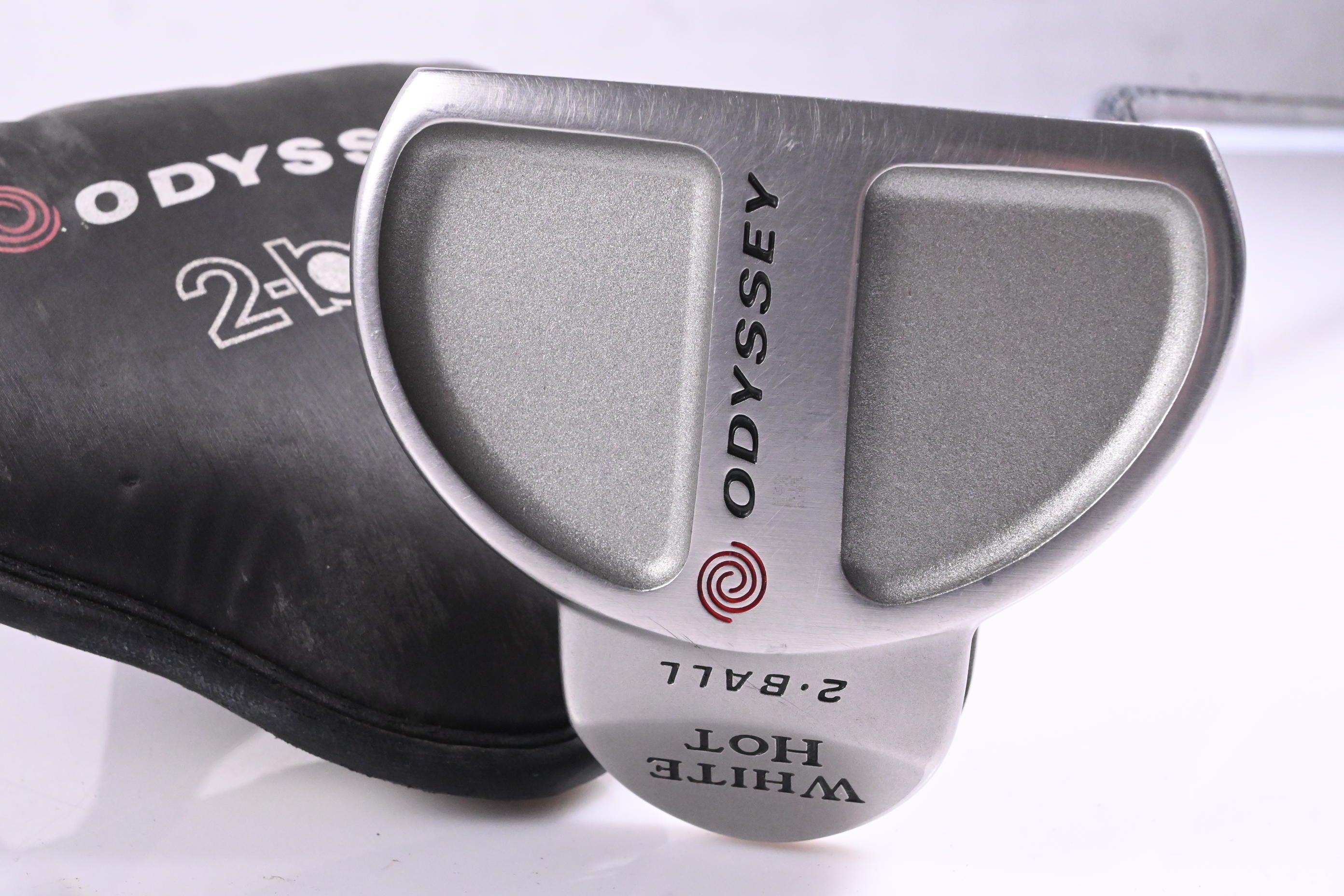 Odyssey White Hot 2-Ball Putter / 34 Inch