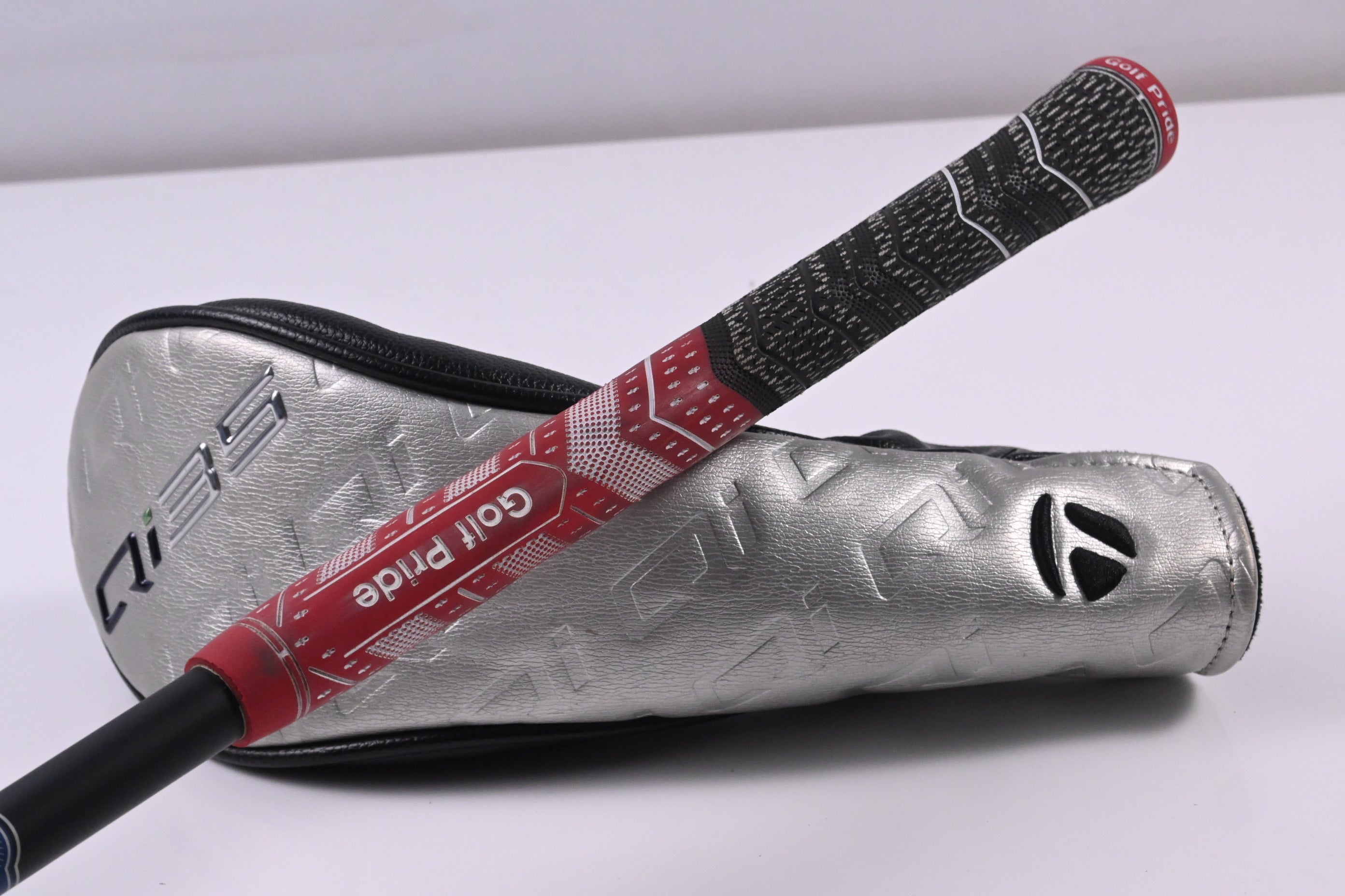 Taylormade Qi35 Max Lite #5 Hybrid / 27 Degree / Regular Flex Vanquish 5 Shaft