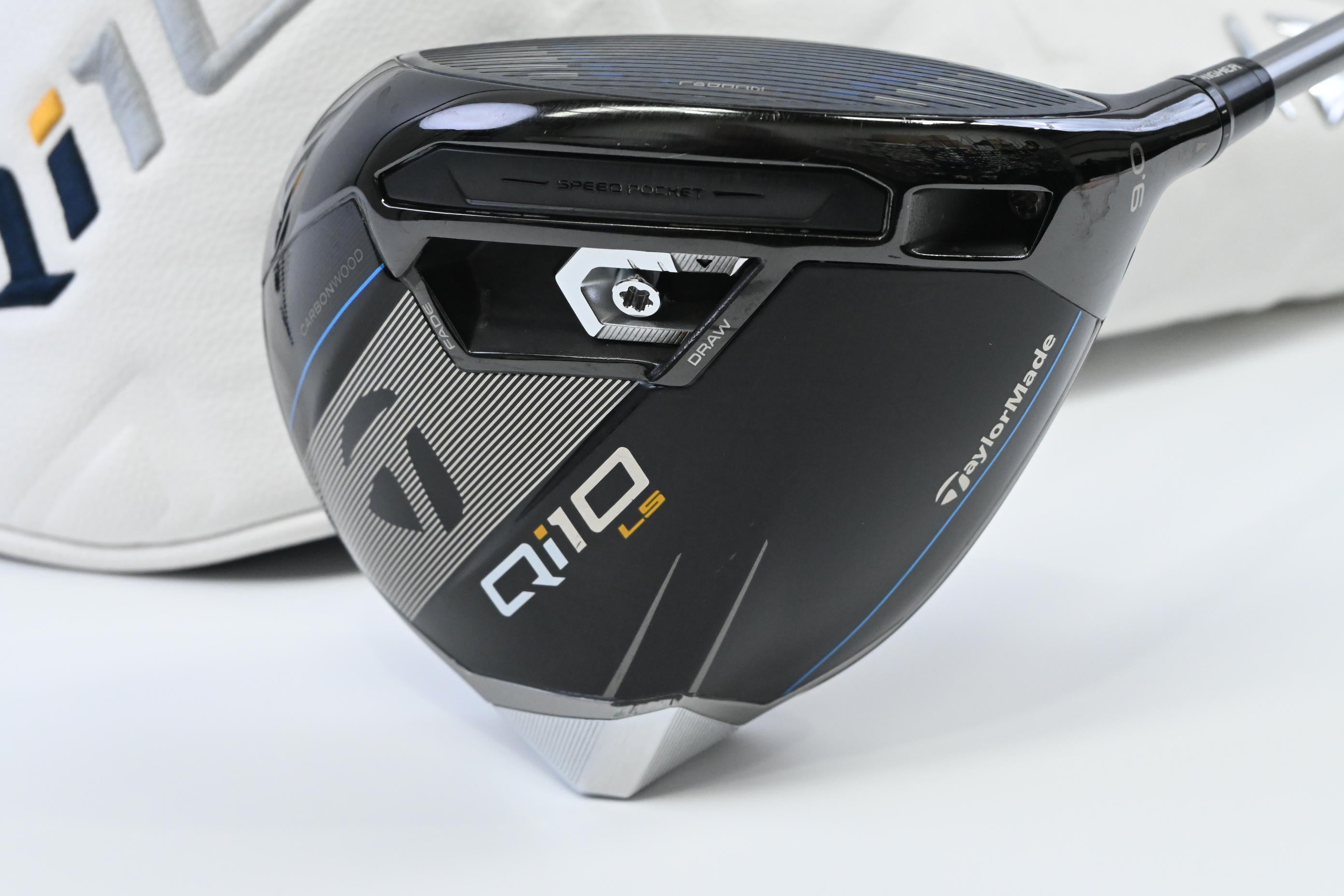 Taylormade Qi10 LS Driver / 9 Degree / Regular Flex Fujikura Speeder NX TCS