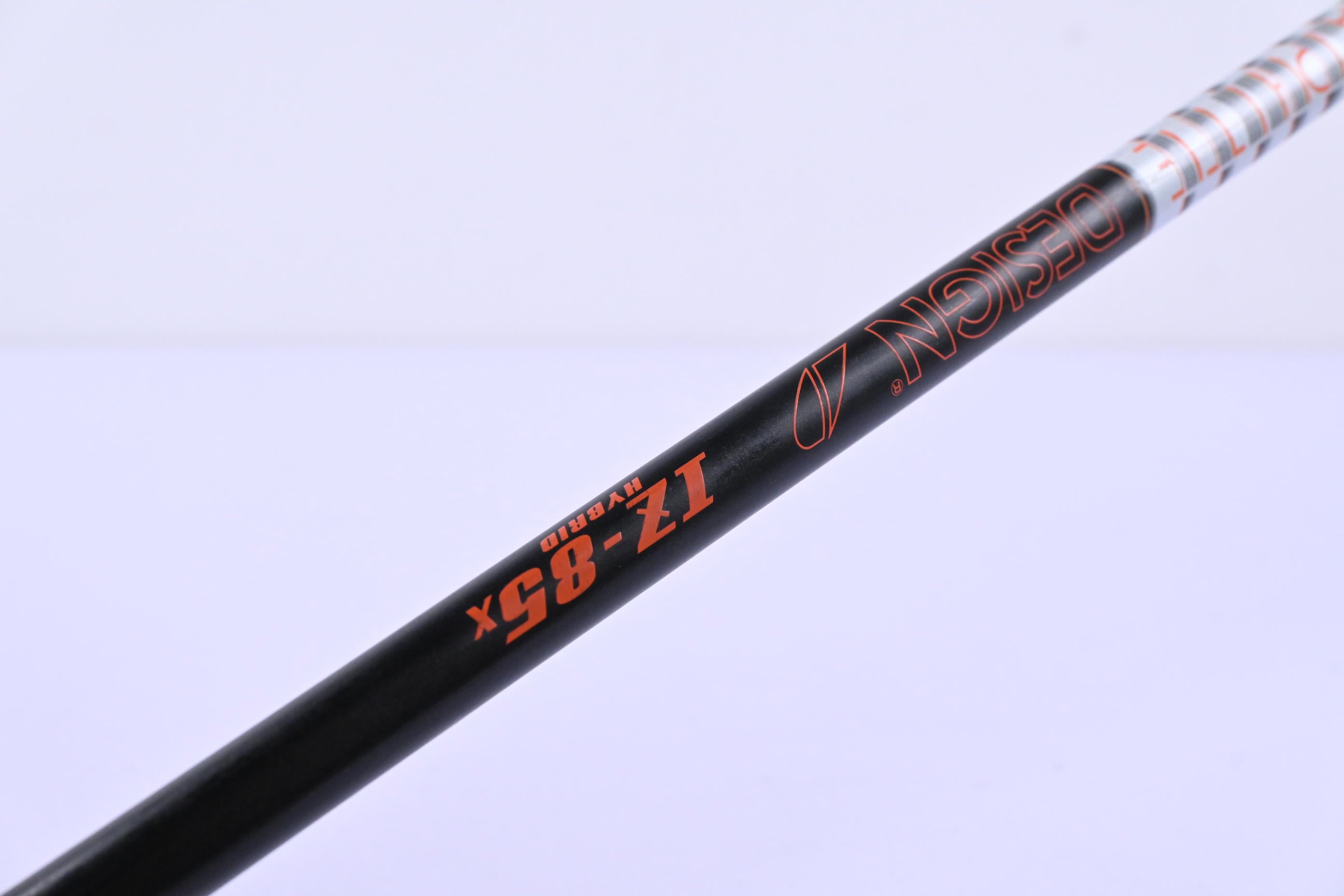 Titleist GT2 #5 Hybrid / 24 Degree / X-Flex Graphite Design Tour AD IZ-85 Shaft